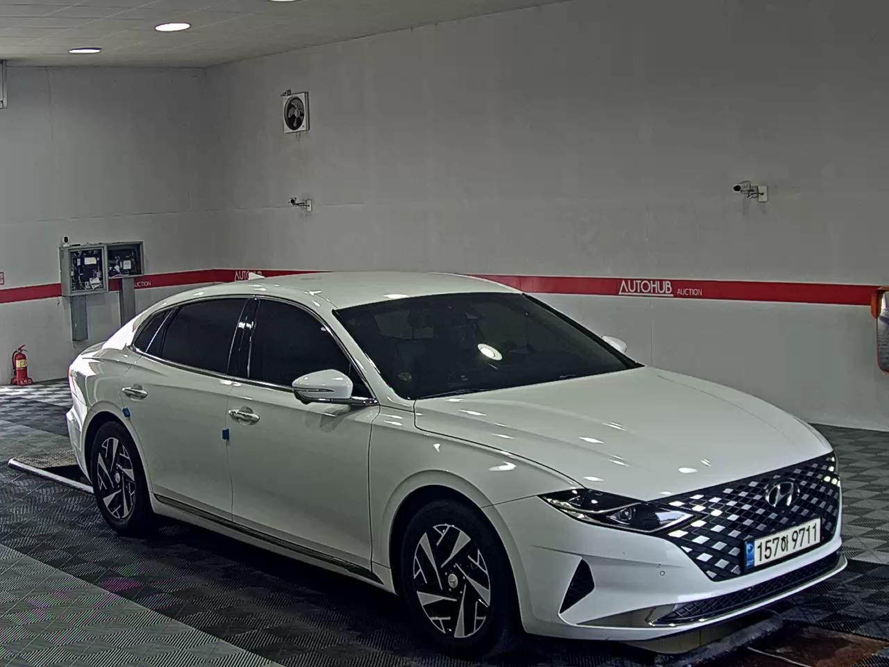 HYUNDAI THE NEW GRANDEUR IG HYBRID 2.4 HEV LE BLANC 2022 - zdjęcie 3