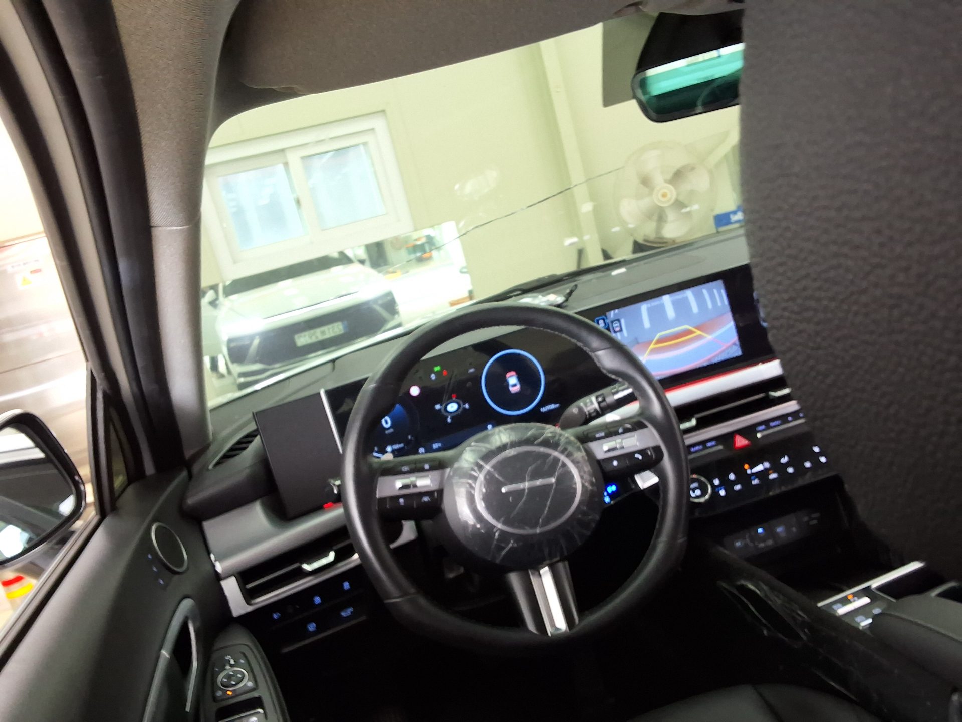 HYUNDAI SONATA THE EDGE GASOLINE 2.0 EXCLUSIVE 2025 - zdjęcie 12