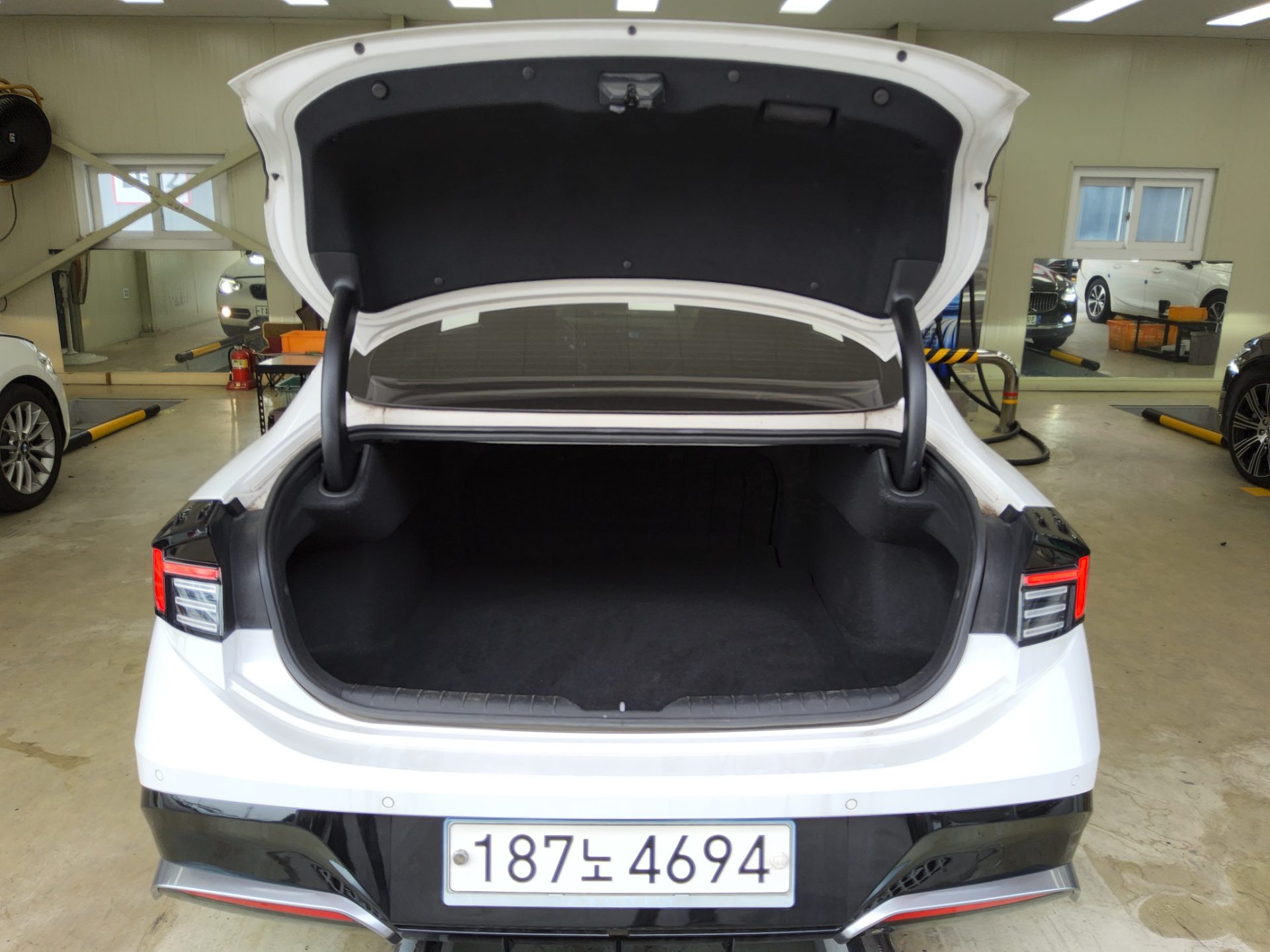 HYUNDAI SONATA THE EDGE GASOLINE 2.0 PREMIUM 2024 - zdjęcie 15