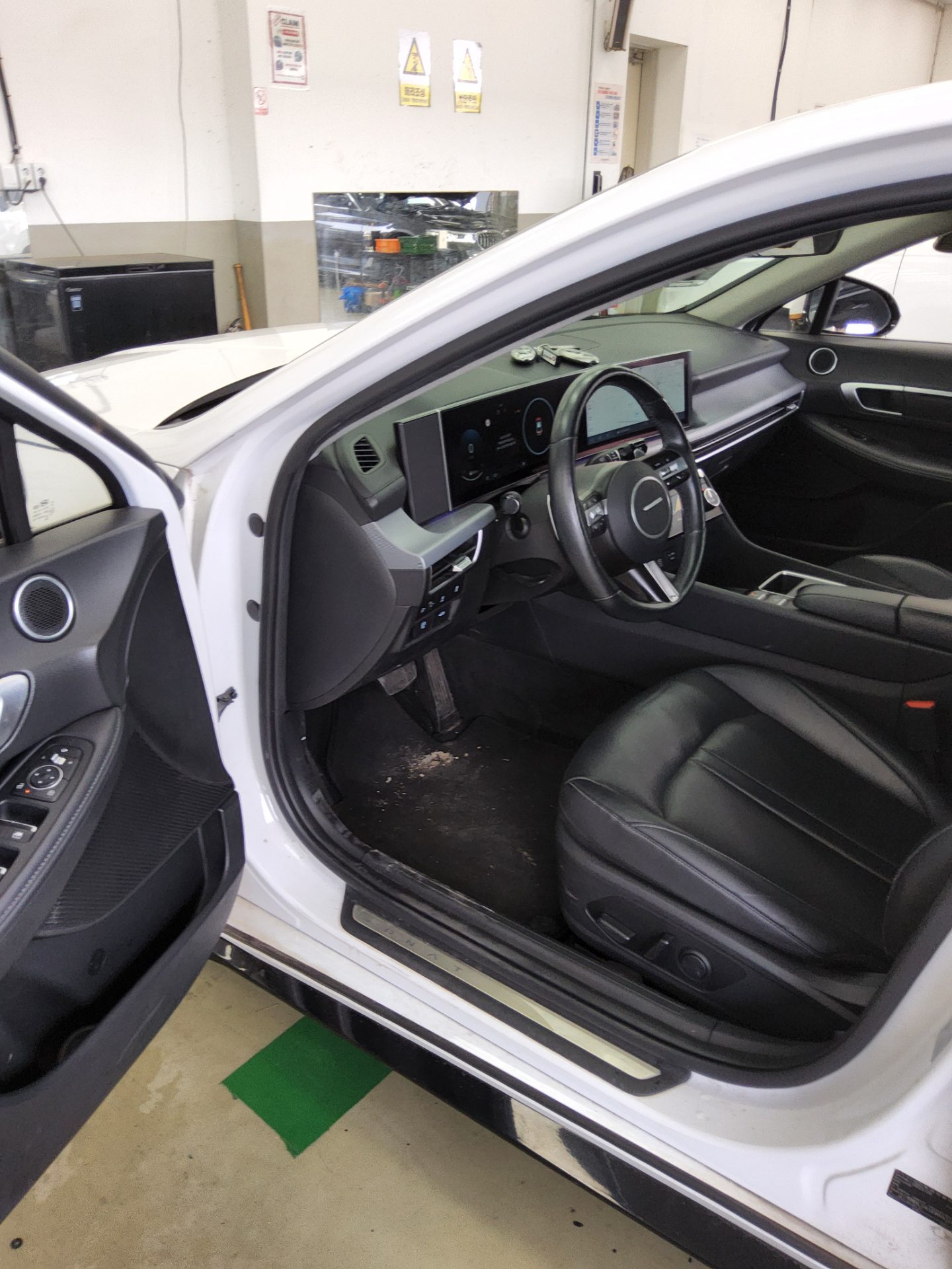 HYUNDAI SONATA THE EDGE GASOLINE 2.0 PREMIUM 2024 - zdjęcie 10