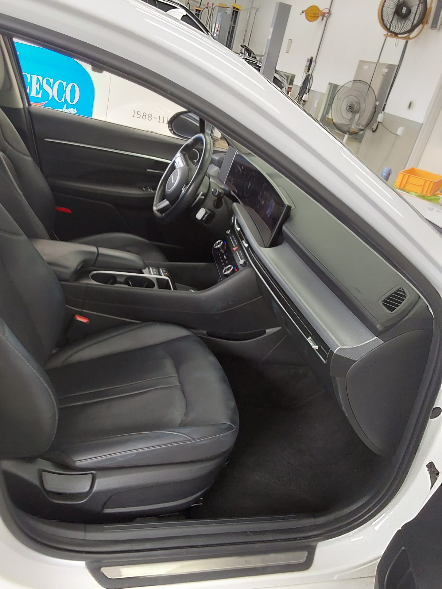 HYUNDAI SONATA THE EDGE GASOLINE 2.0 PREMIUM 2024 - zdjęcie 14