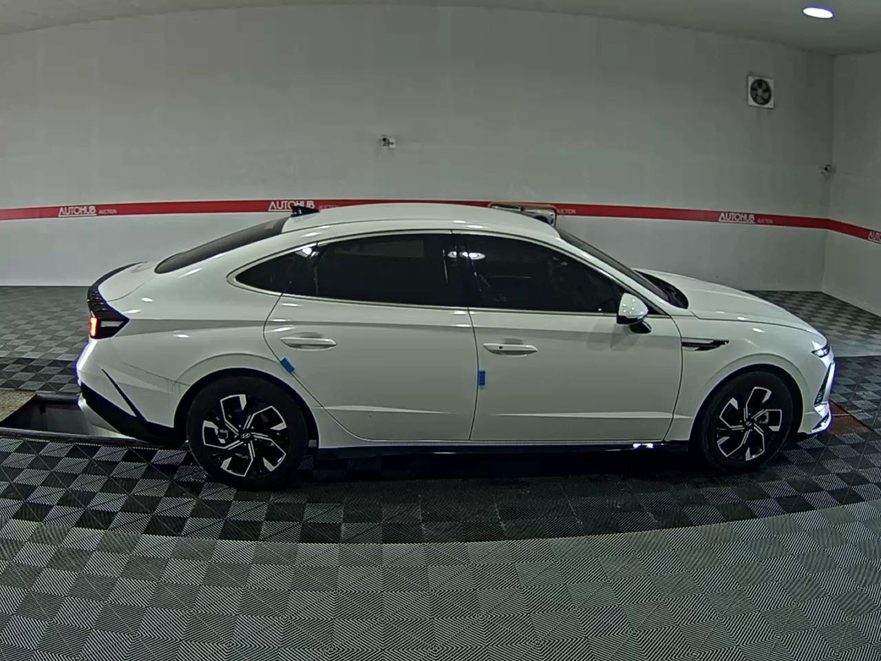 HYUNDAI SONATA THE EDGE GASOLINE 2.0 PREMIUM 2024 - zdjęcie 4