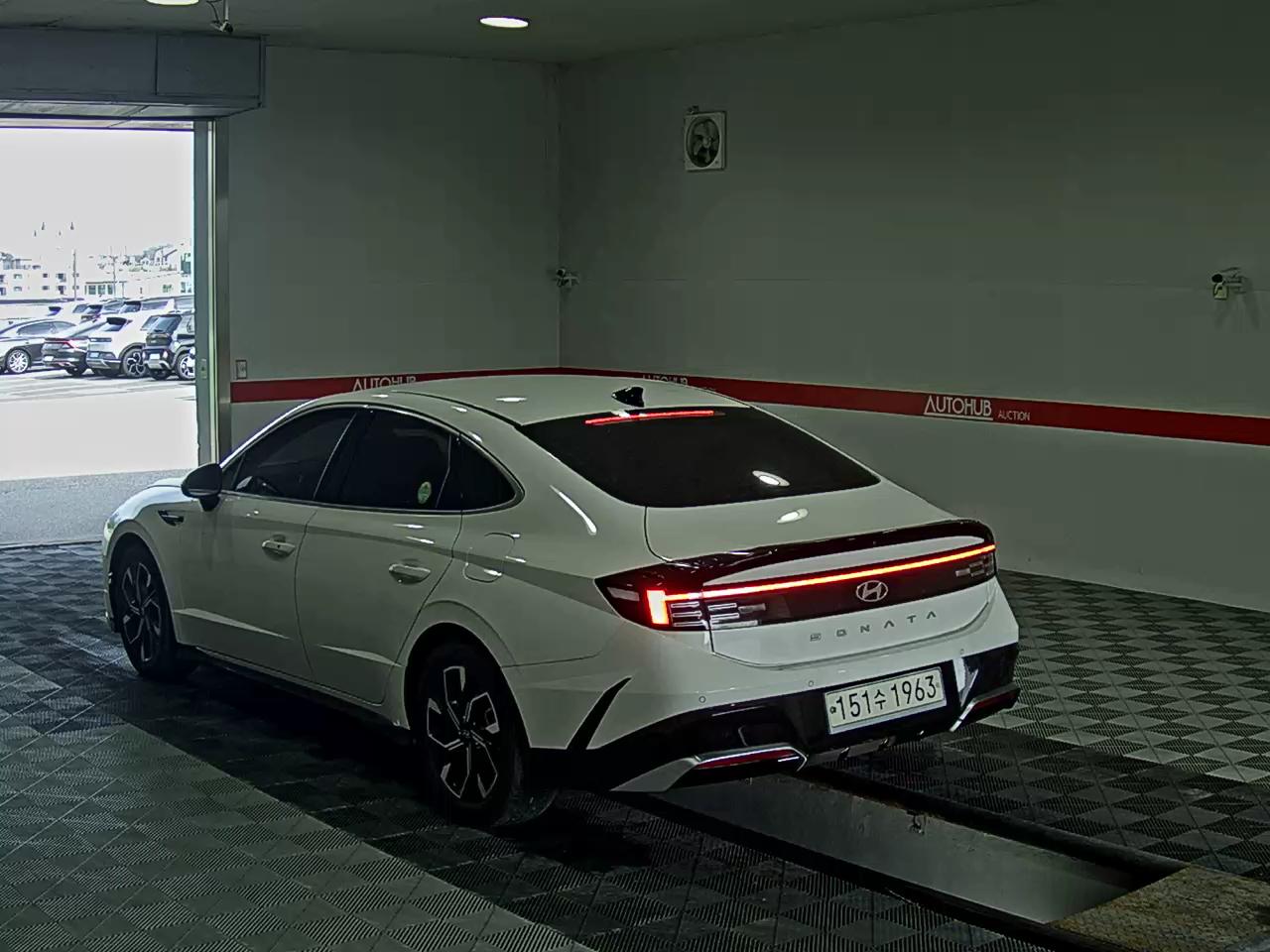 HYUNDAI SONATA THE EDGE GASOLINE 2.0 PREMIUM 2024 - zdjęcie 6
