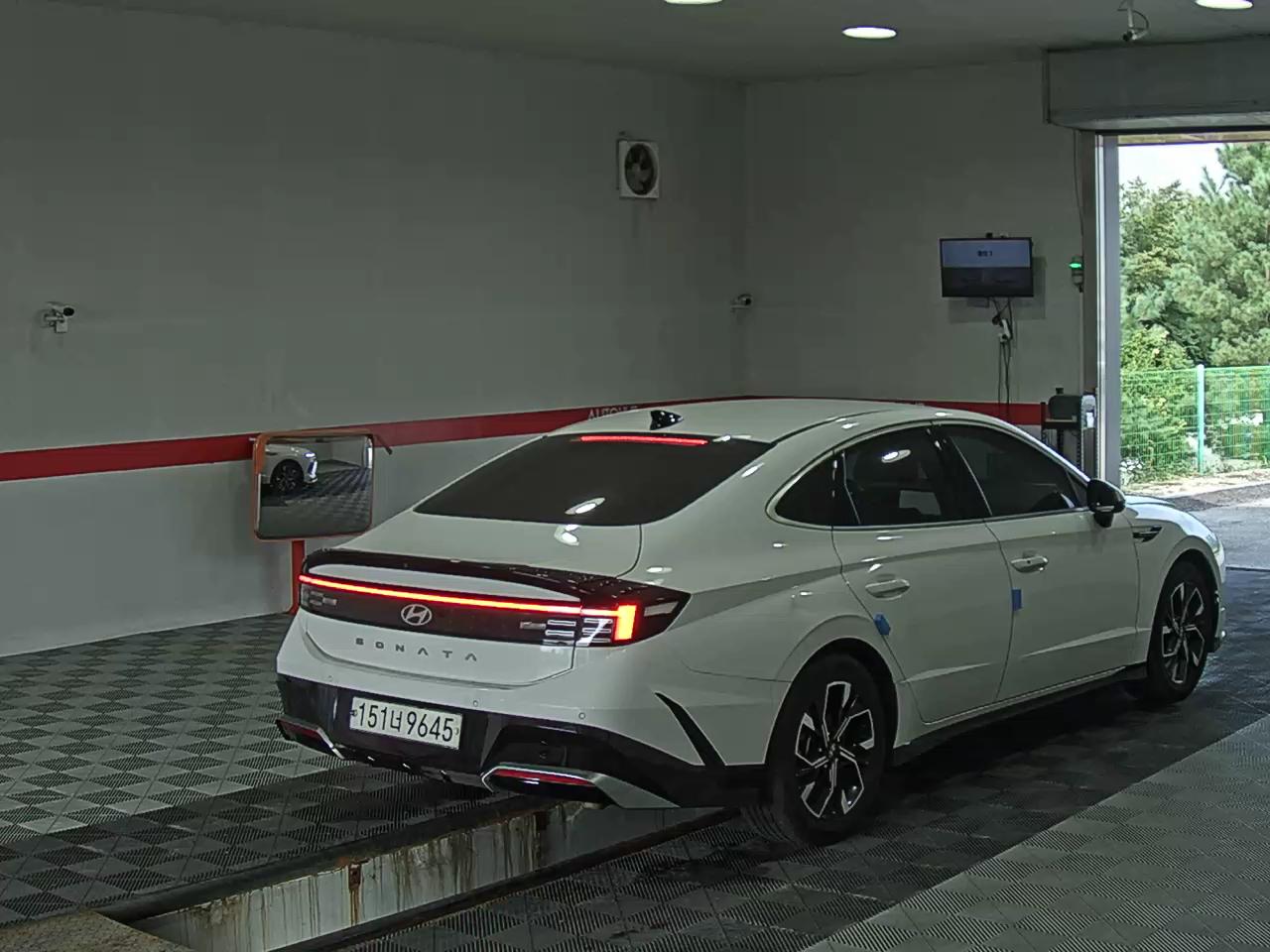 HYUNDAI SONATA THE EDGE GASOLINE 2.0 PREMIUM 2024 - zdjęcie 5