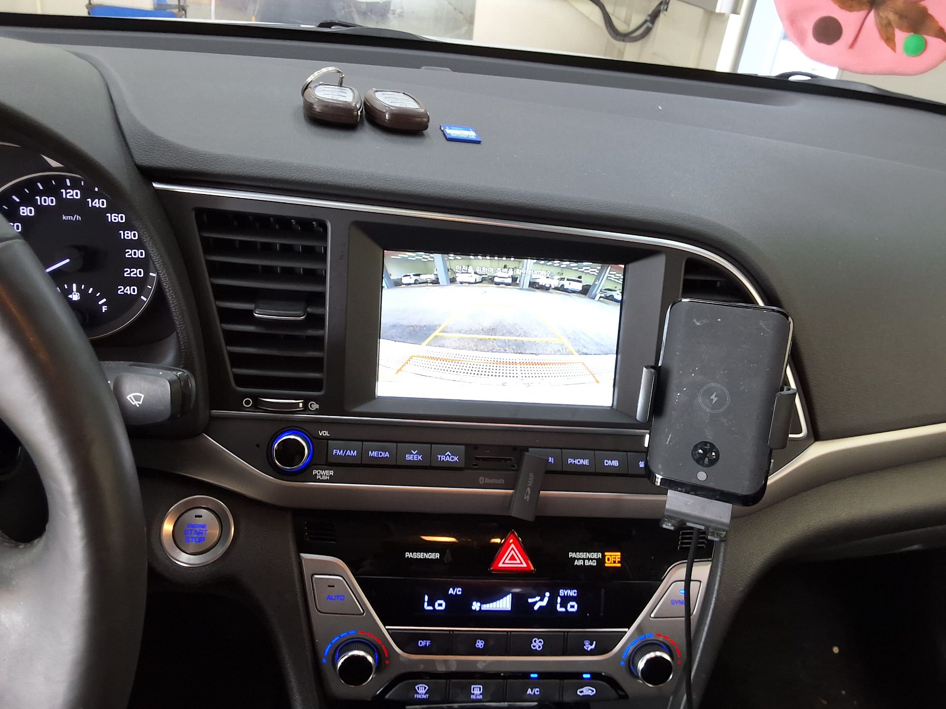 HYUNDAI AVANTE AD 1.6 GDi MODERN SPECIAL 2016 - zdjęcie 17