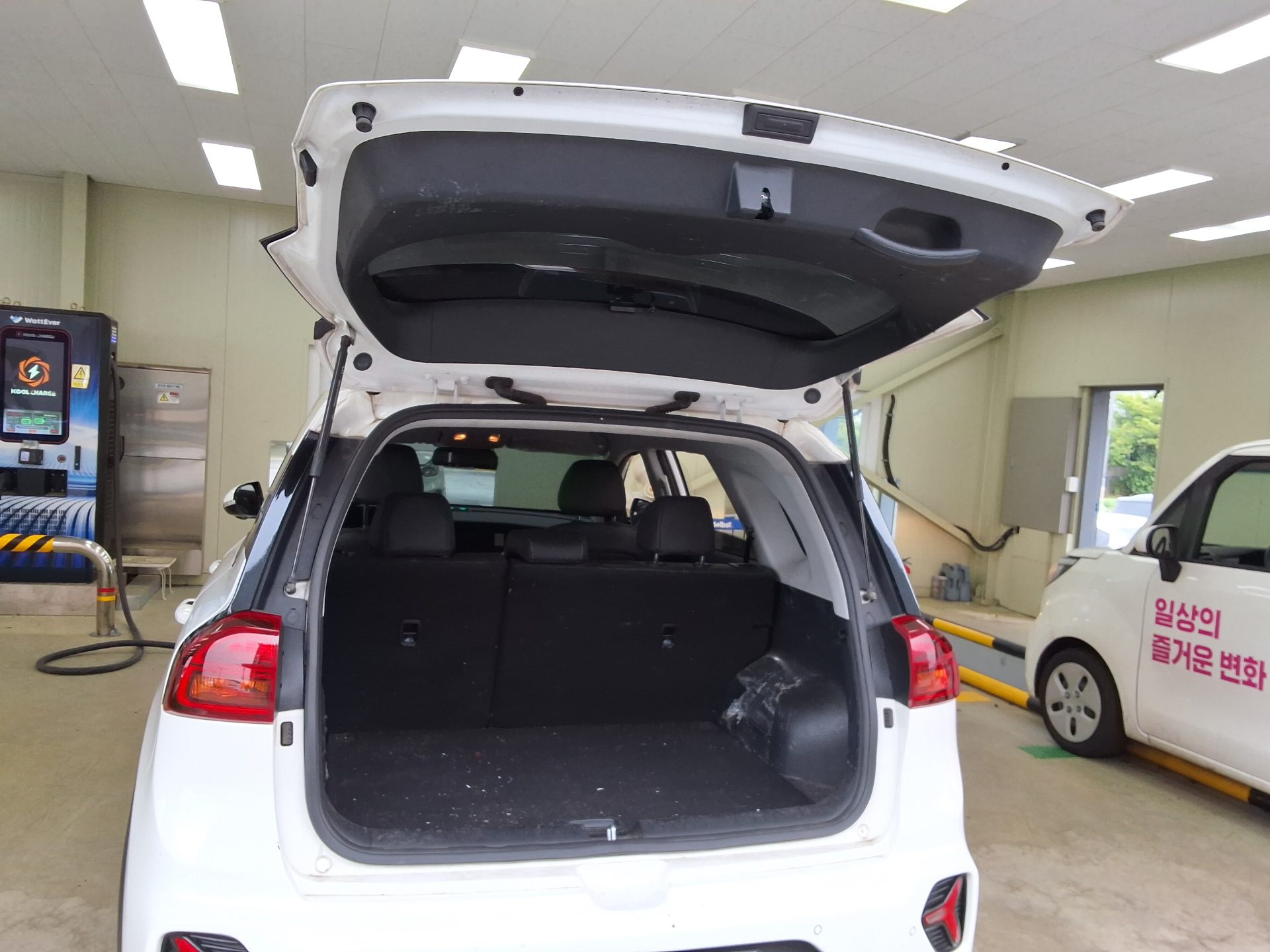KIA NIRO PLUS AIR 2023 - zdjęcie 16