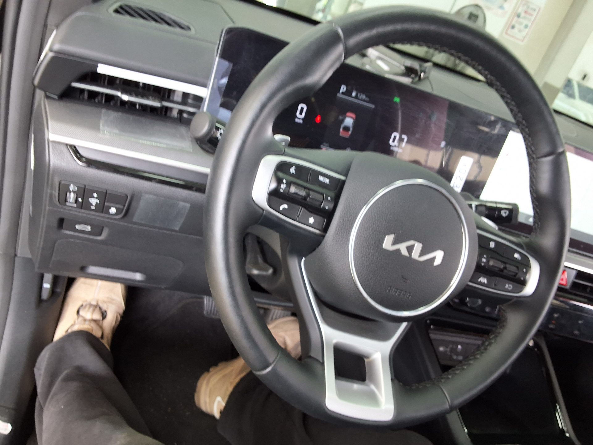 KIA THE NEW K5 (DL3) 2.0 GASOLINE PRESTIGE 2026 - zdjęcie 23