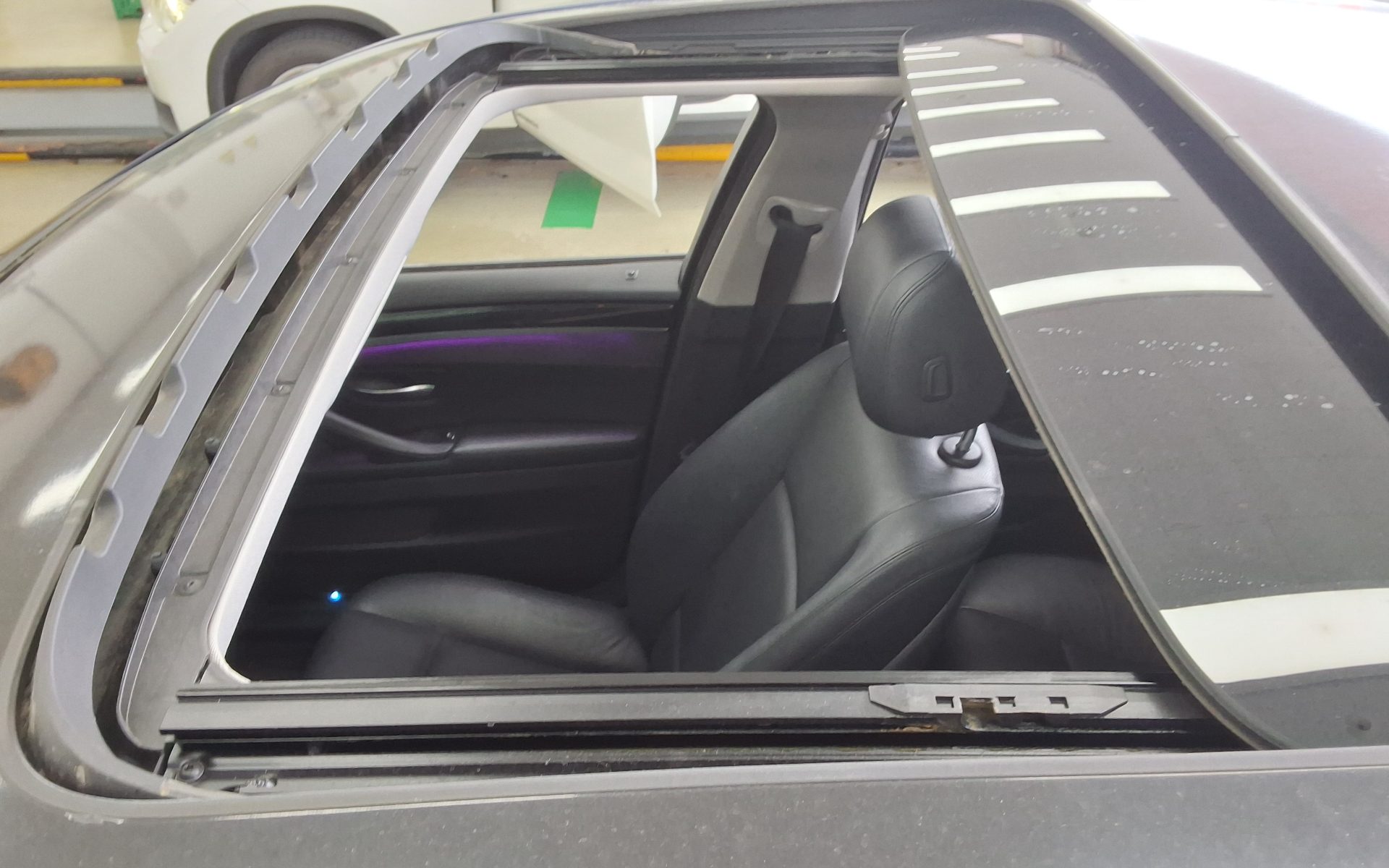 BMW 5 SERIES (6TH GEN) 520d M AERODYNAMIC 2016 - zdjęcie 22