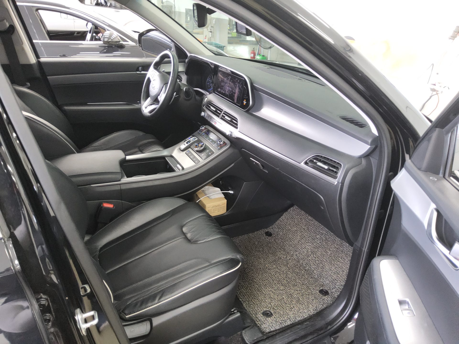 HYUNDAI PALISADE 2.2 DIESEL AWD EXCLUSIVE 2019 - zdjęcie 14