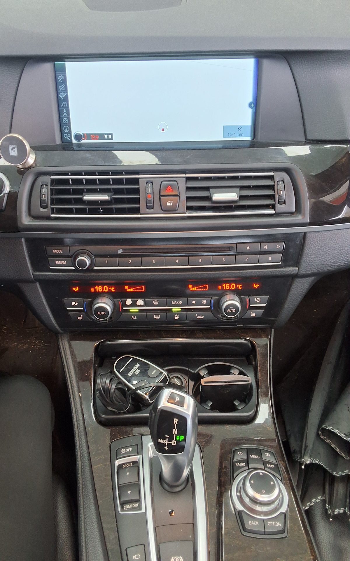 BMW 5 SERIES (6TH GEN) 528i 2012 - zdjęcie 18
