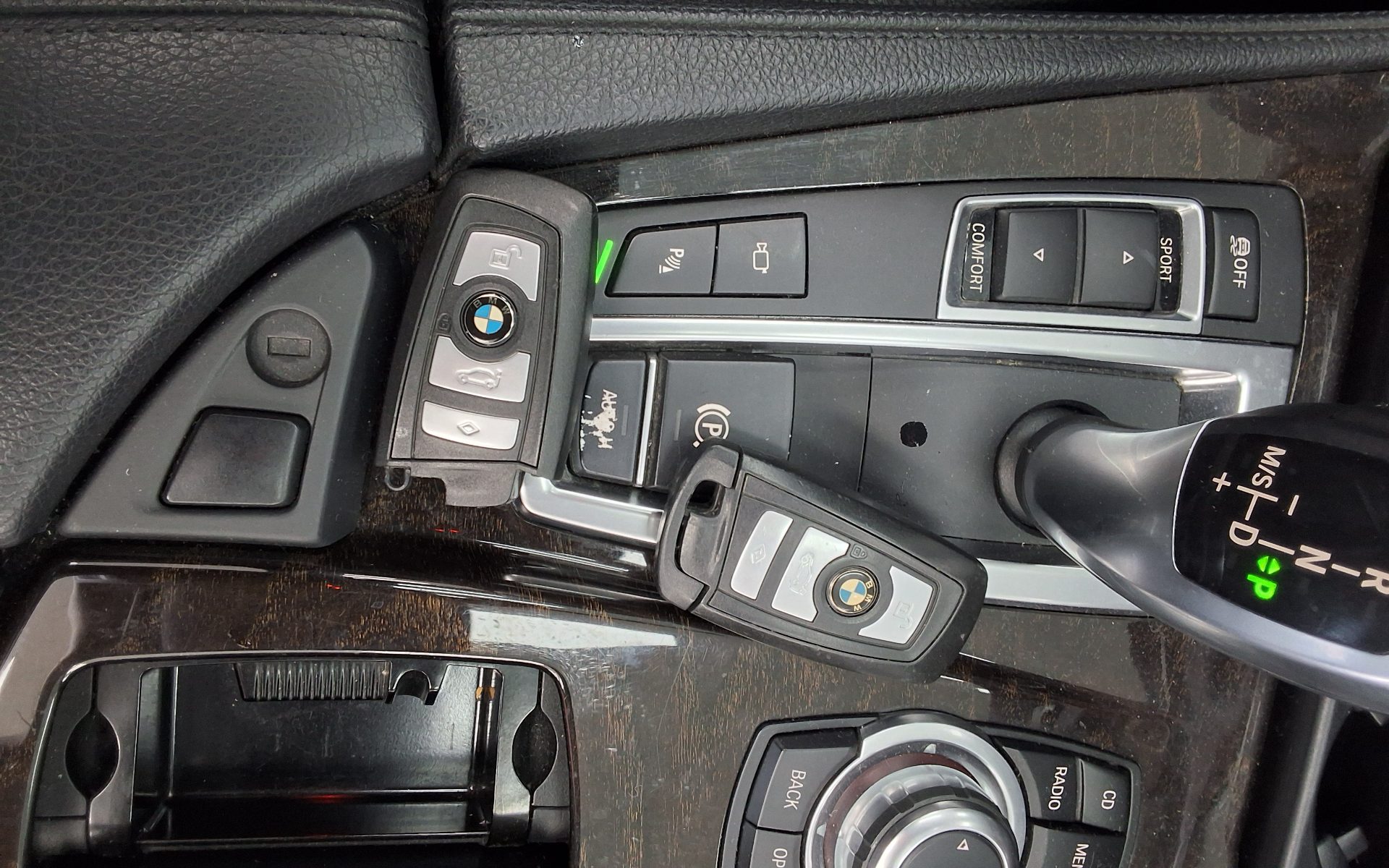 BMW 5 SERIES (6TH GEN) 528i 2012 - zdjęcie 21