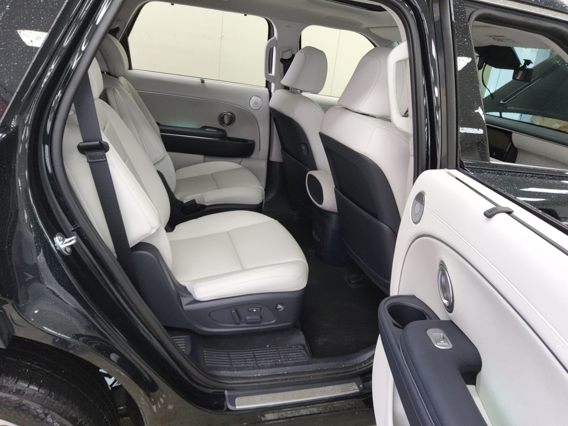HYUNDAI THE ALL NEW PALISADE HYBRID 2.5 HEV 2WD CALLIGRAPHY 2026 - zdjęcie 13