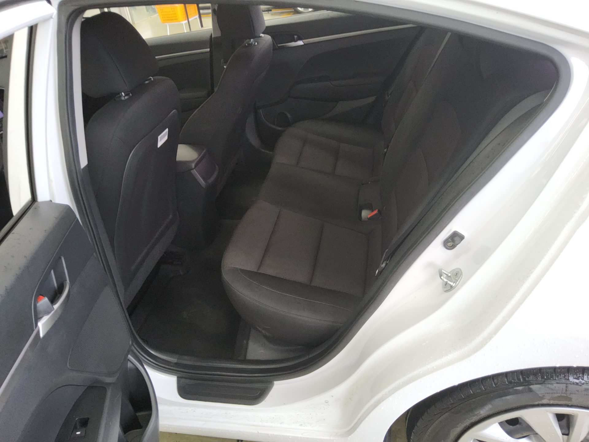 HYUNDAI THE NEW AVANTE AD 1.6 LPI CORPORATE USE 2020 - zdjęcie 12