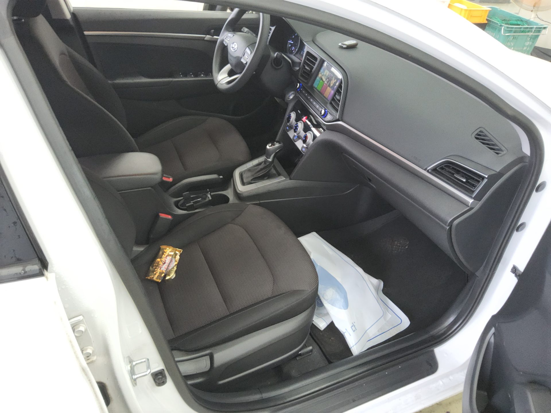 HYUNDAI THE NEW AVANTE AD 1.6 LPI CORPORATE USE 2020 - zdjęcie 14