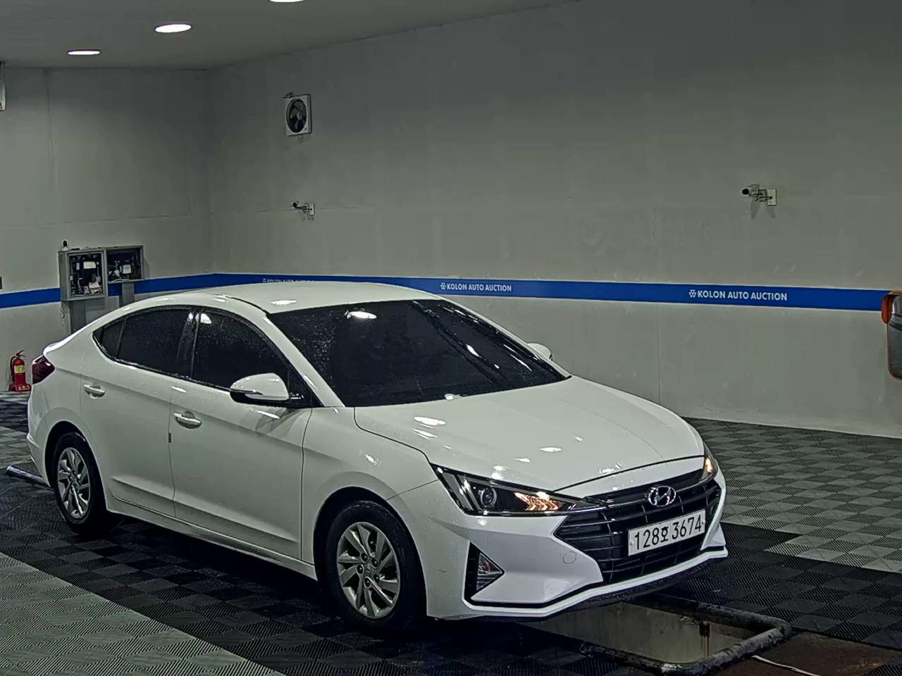 HYUNDAI THE NEW AVANTE AD 1.6 LPI CORPORATE USE 2020 - zdjęcie 3
