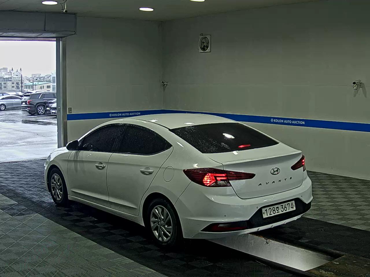 HYUNDAI THE NEW AVANTE AD 1.6 LPI CORPORATE USE 2020 - zdjęcie 6