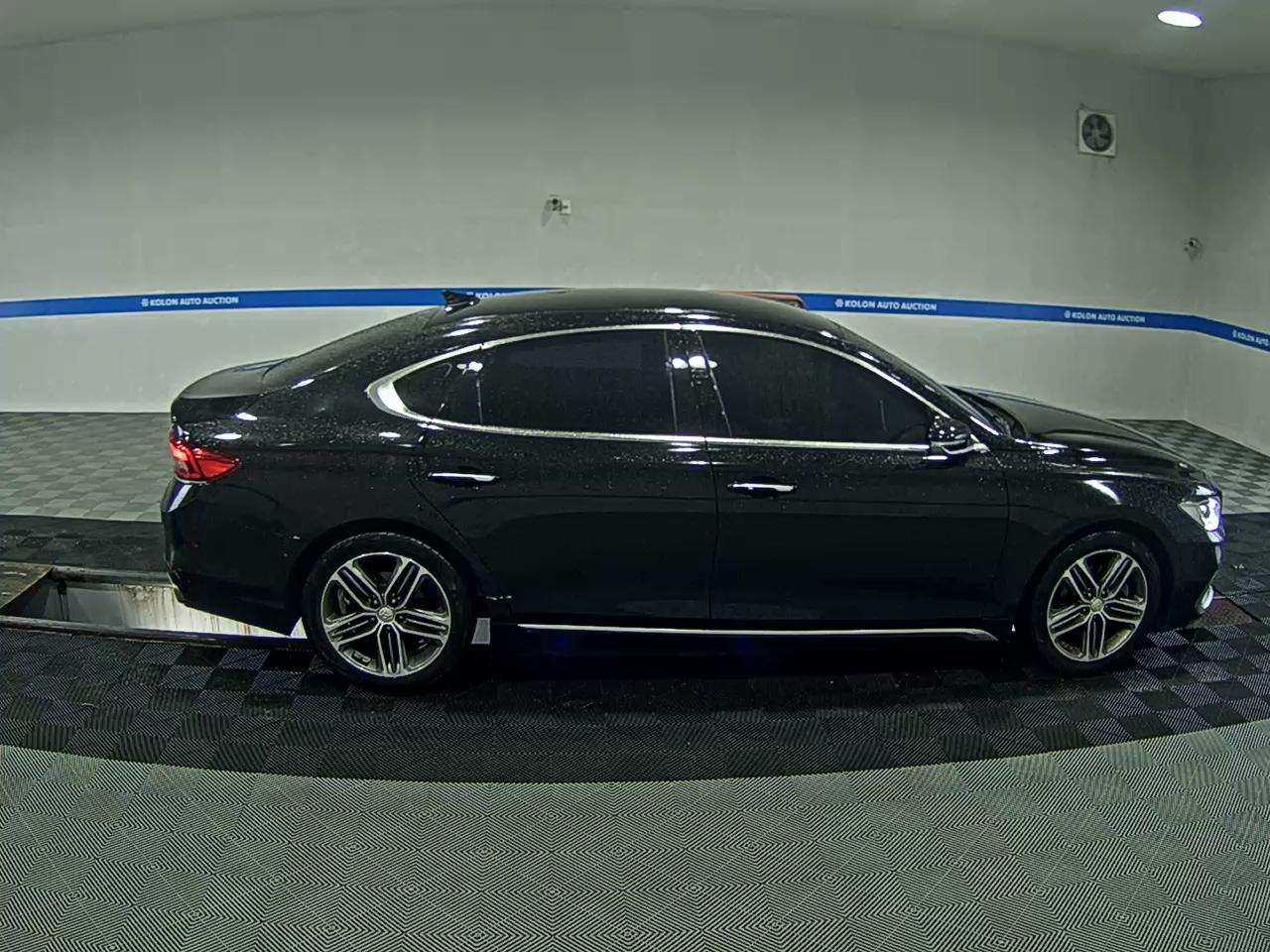 HYUNDAI GRANDEUR IG 3.0 GDi EXCLUSIVE 2018 - zdjęcie 4
