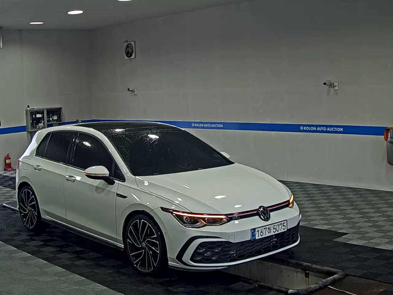 VOLKSWAGEN GOLF (8TH GEN) 2.0 GTI 2024 - zdjęcie 3