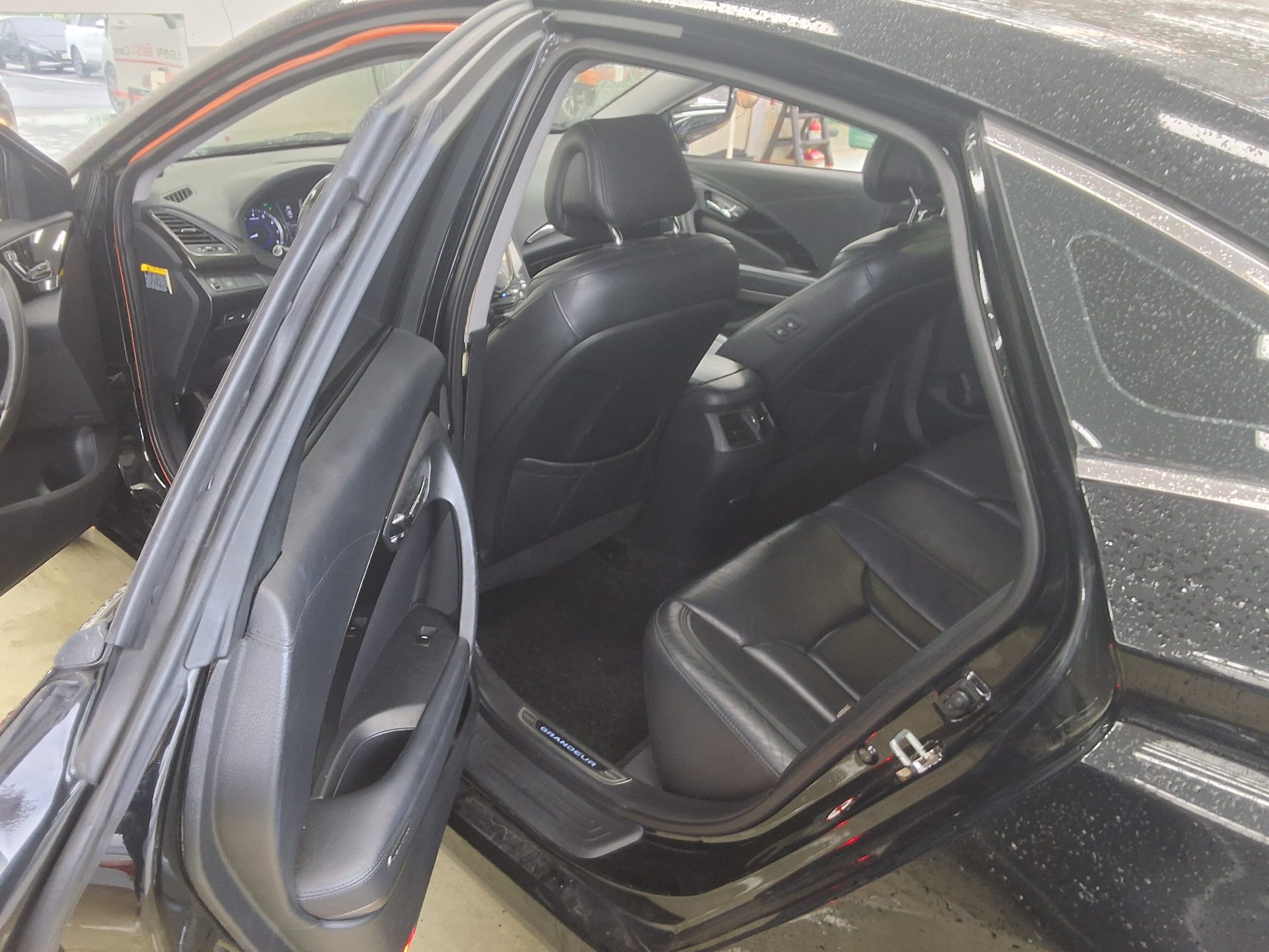 HYUNDAI GRANDEUR HG HG 300 PRIME 2012 - zdjęcie 12
