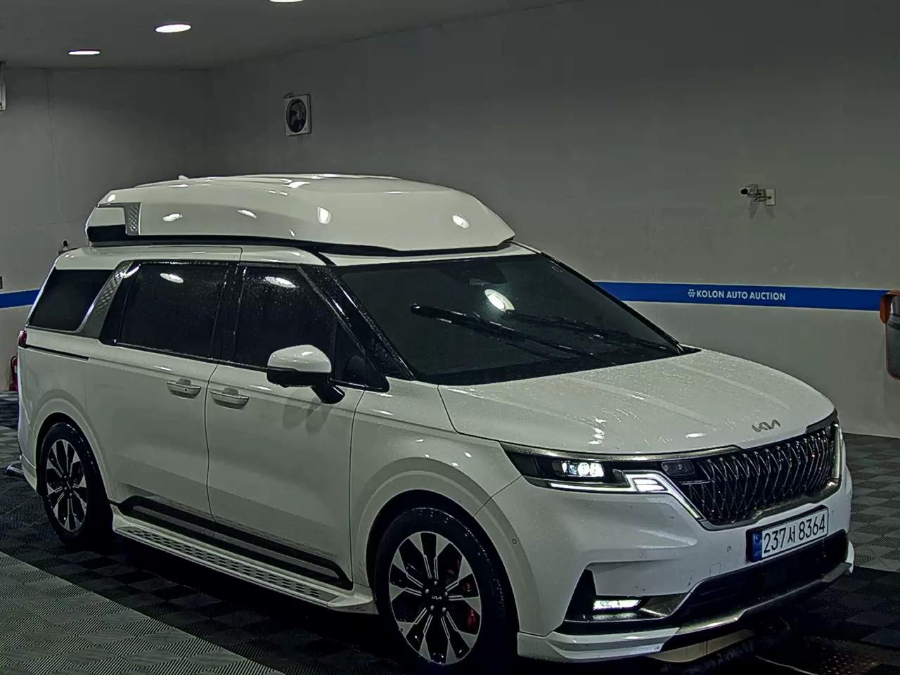 KIA NEW CARNIVAL (KA4) HI-LIMOUSINE SPECIAL BODY MAJOR CAR 2023 - zdjęcie 3