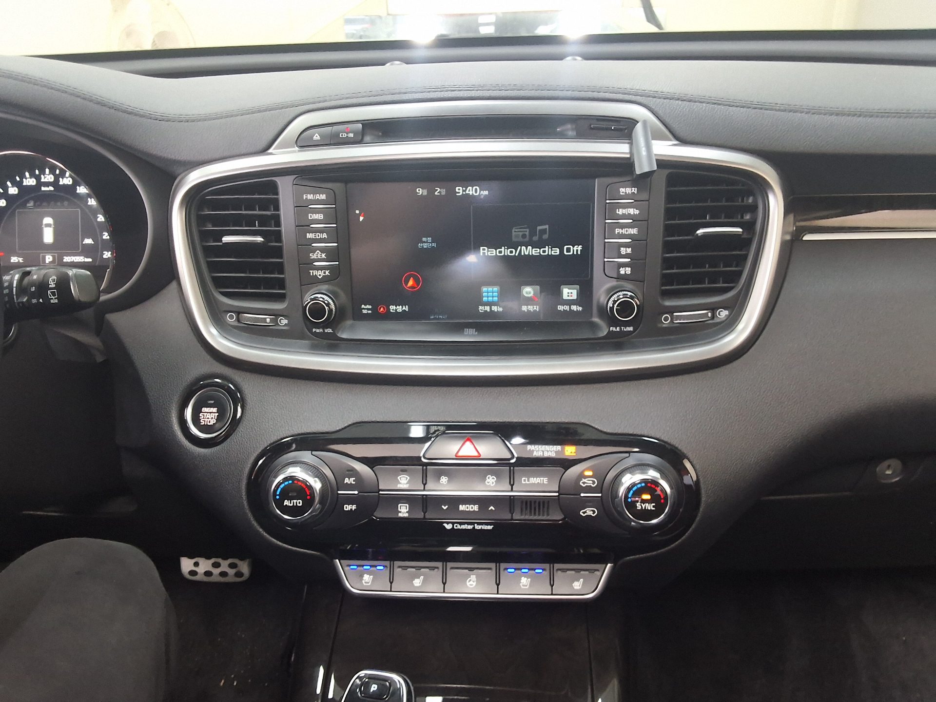 KIA ALL NEW SORENTO R2.0 2WD NOBLESSE SPECIAL 2016 - zdjęcie 24