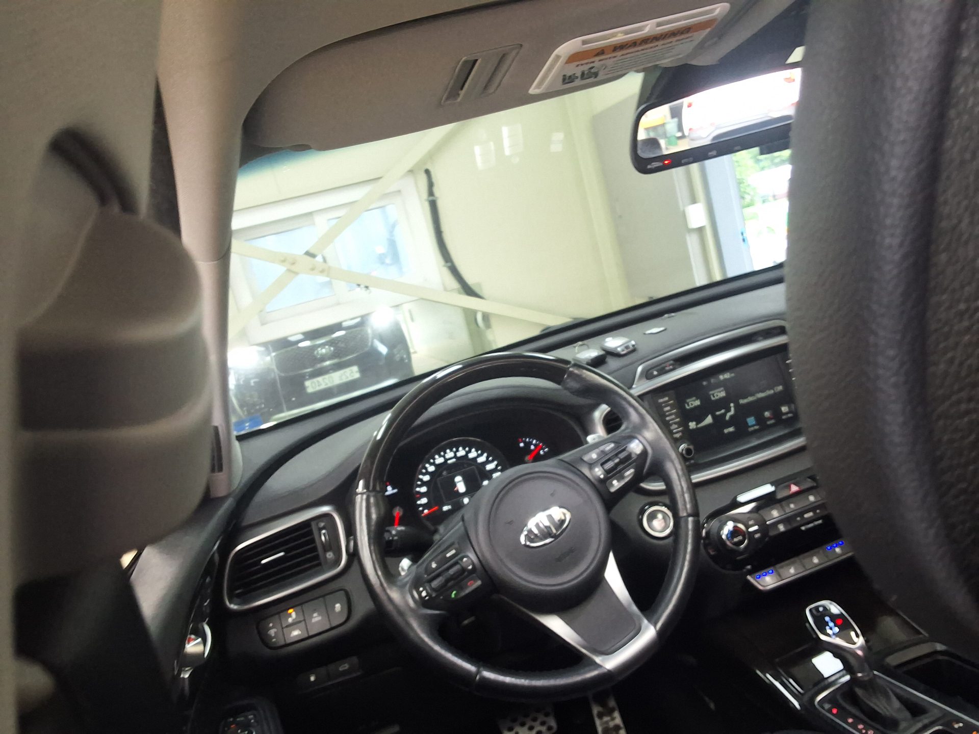 KIA ALL NEW SORENTO R2.0 2WD NOBLESSE SPECIAL 2016 - zdjęcie 12