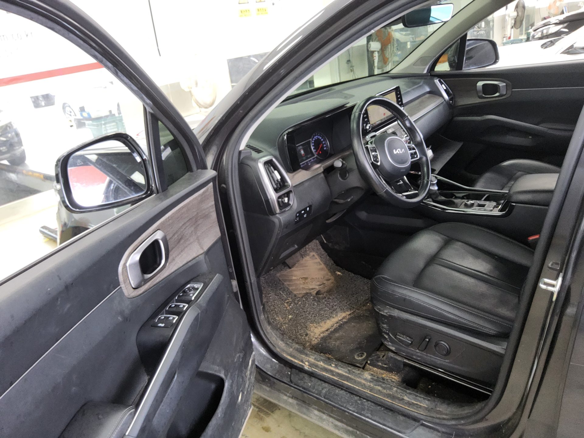 KIA NEW SORENTO (MQ4) 2.2 DIESEL 4WD PRESTIGE 2023 - zdjęcie 10