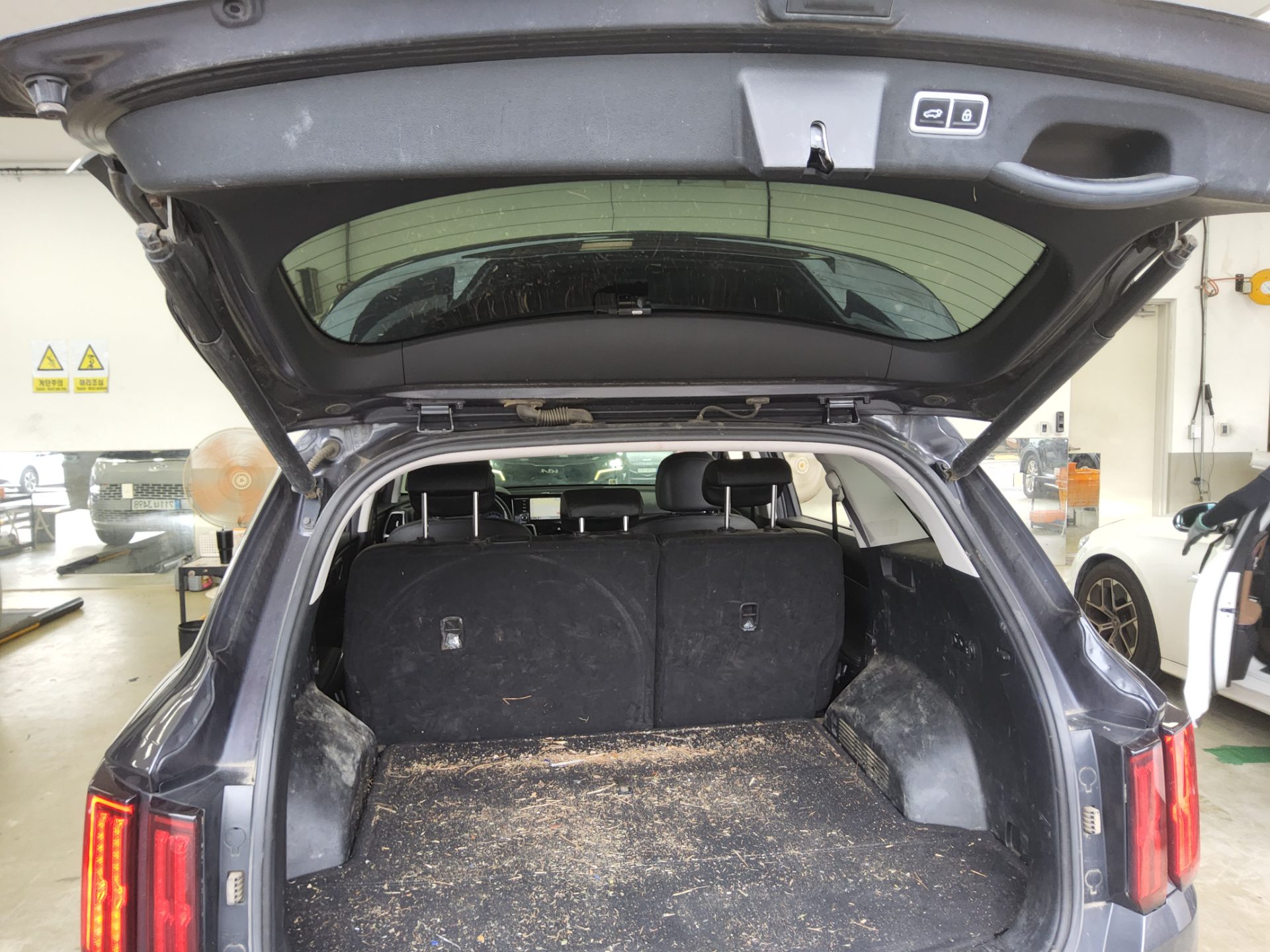 KIA NEW SORENTO (MQ4) 2.2 DIESEL 4WD PRESTIGE 2023 - zdjęcie 15