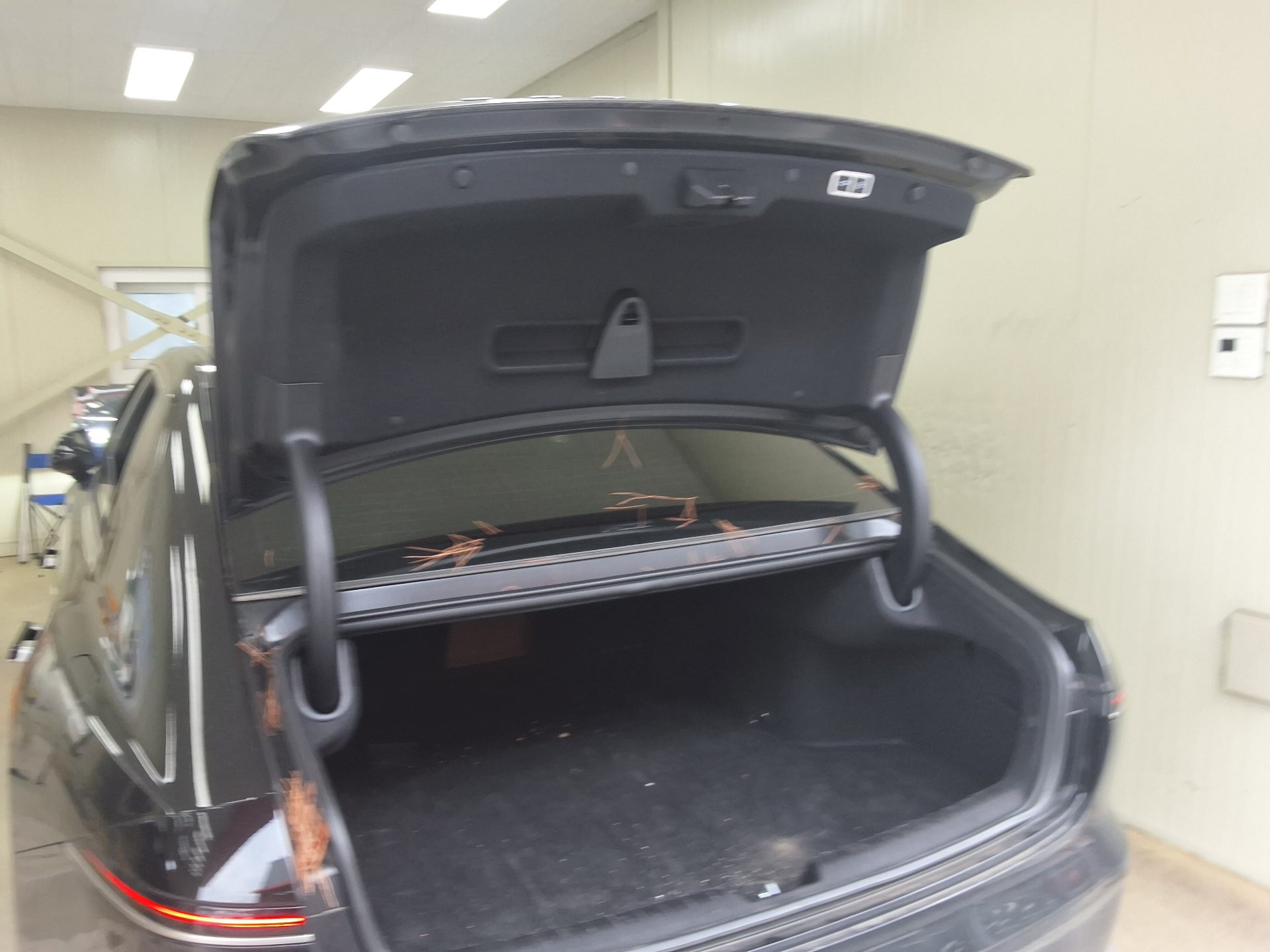 HYUNDAI THE ALL NEW GRANDEUR HYBRID 1.6 HYBRID PREMIUM 2023 - zdjęcie 16