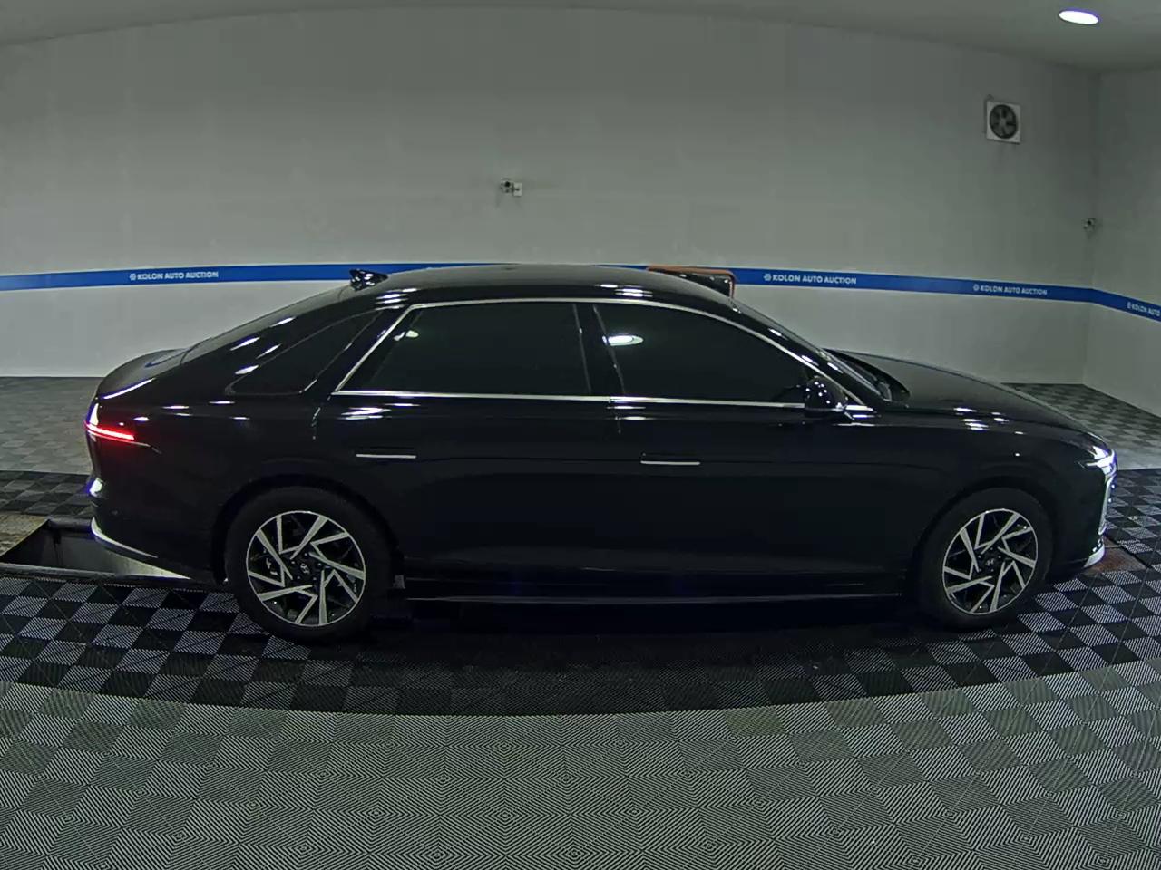 HYUNDAI THE ALL NEW GRANDEUR HYBRID 1.6 HYBRID PREMIUM 2023 - zdjęcie 4