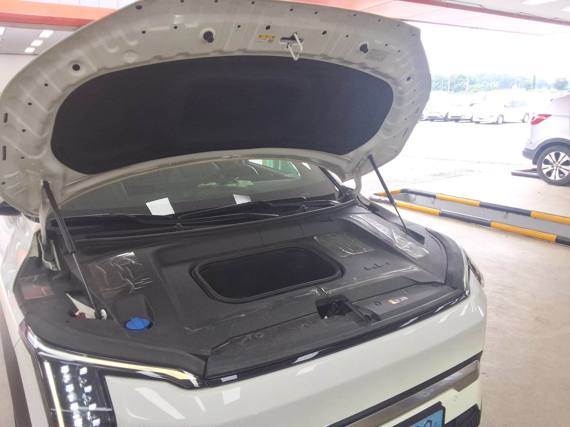 KIA EV3 STANDARD EARTH 2025 - zdjęcie 18