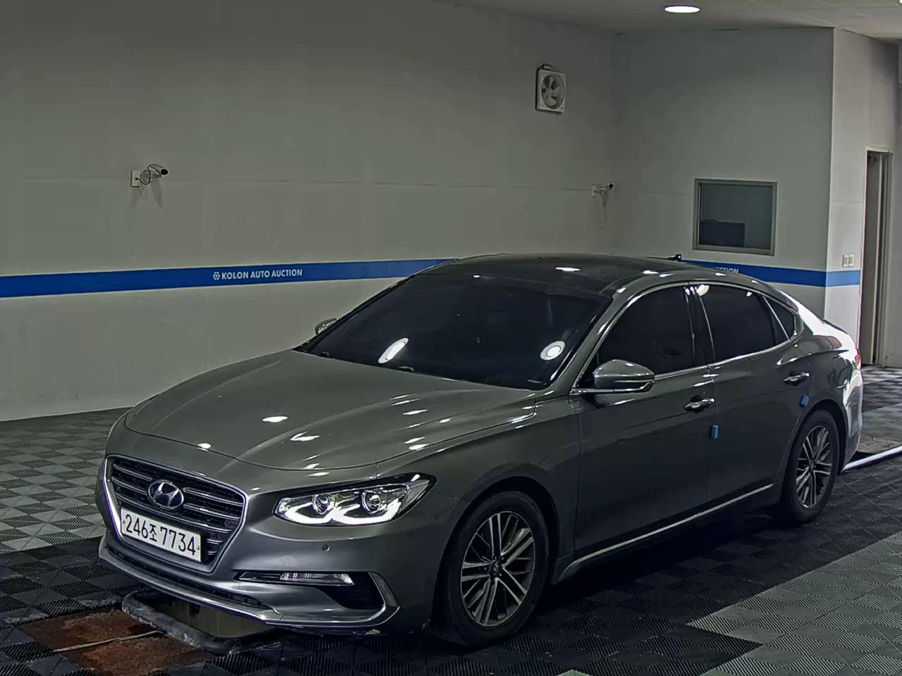HYUNDAI GRANDEUR IG 3.0 LPi RENTAL CAR MODERN 2019 - zdjęcie 2
