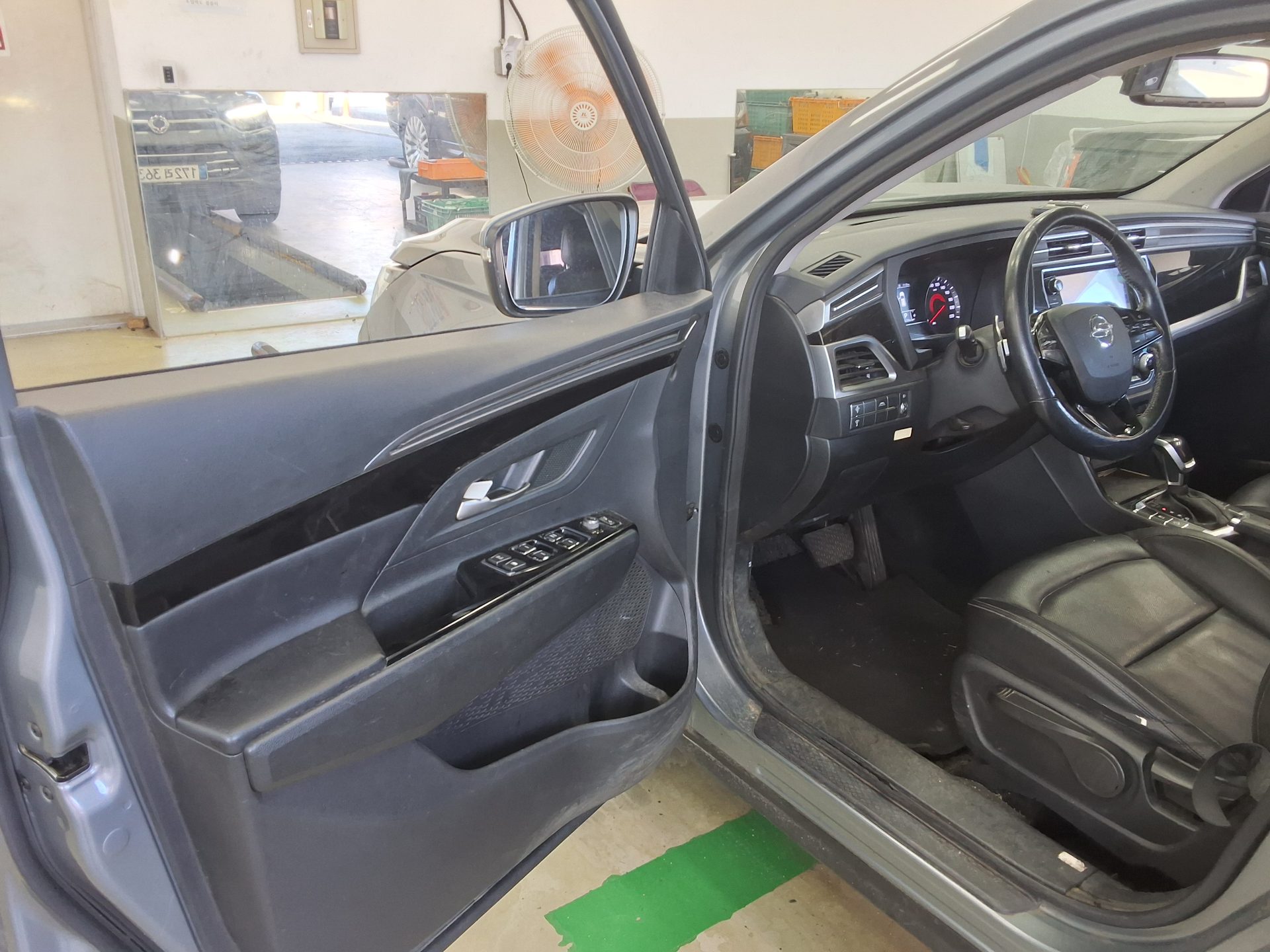 KG MOBILITY (SSANGYONG) ALL NEW KORANDO 1.5 GASOLINE 2WD C5 2021 - zdjęcie 10