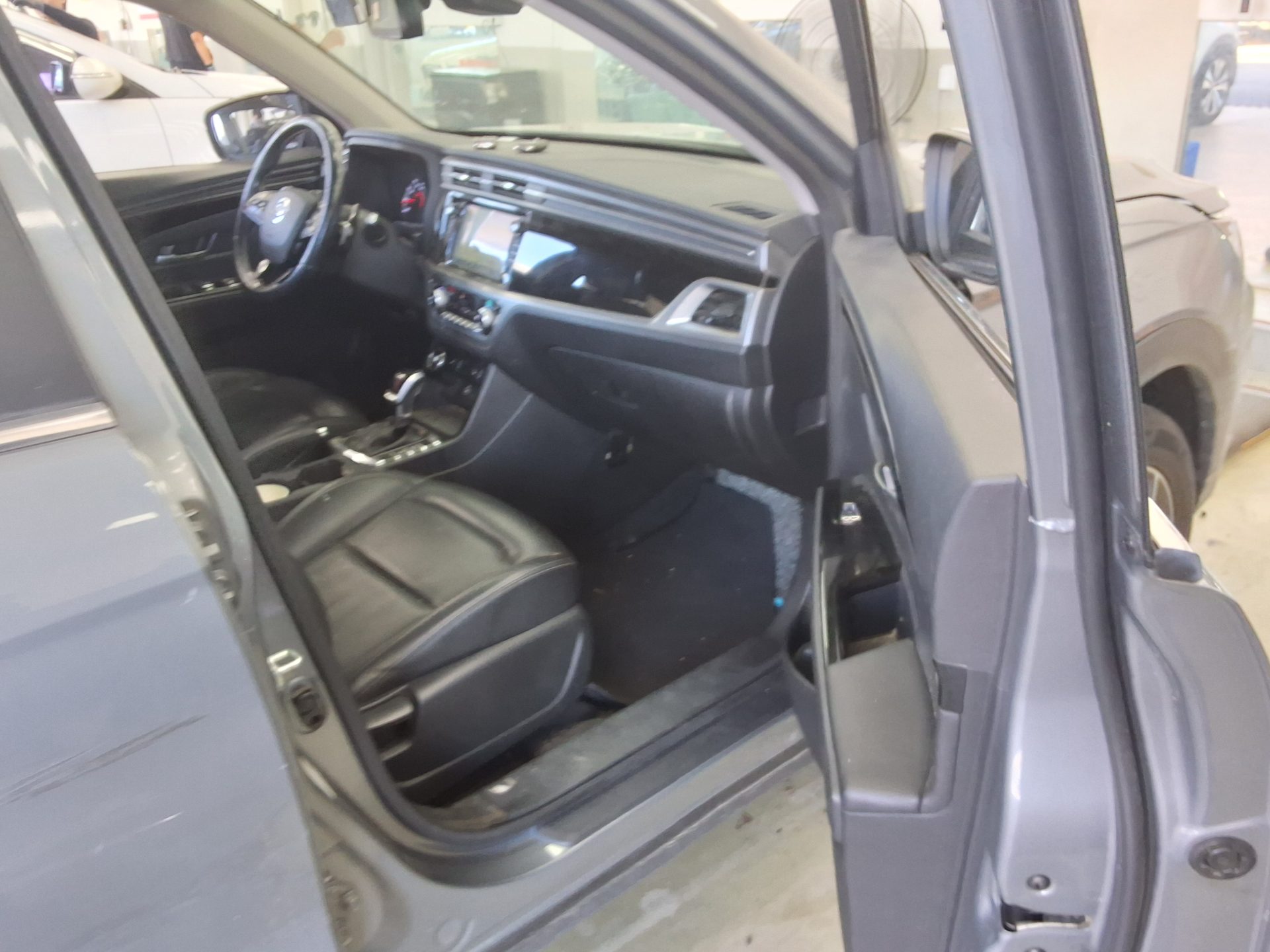KG MOBILITY (SSANGYONG) ALL NEW KORANDO 1.5 GASOLINE 2WD C5 2021 - zdjęcie 14