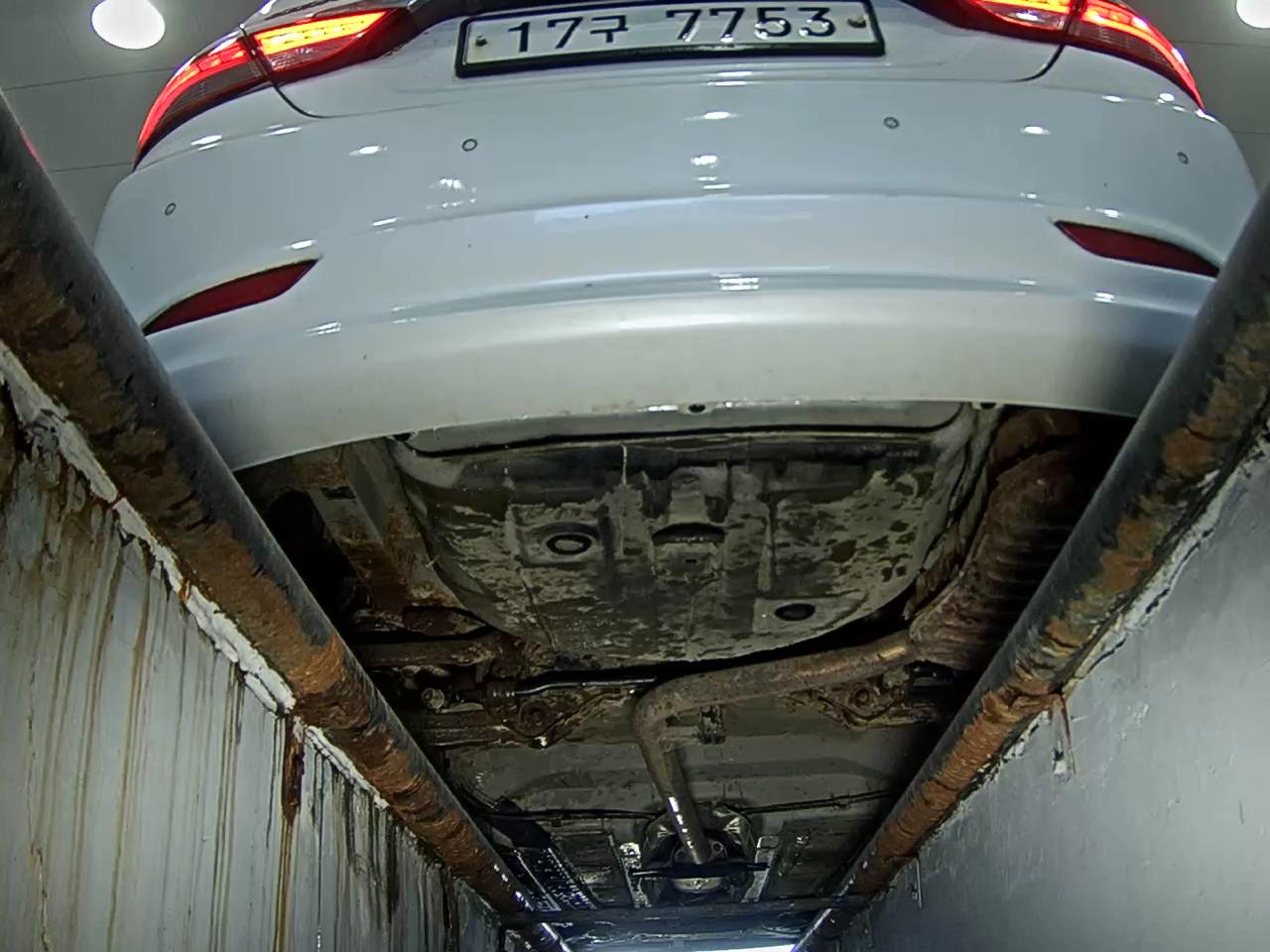 HYUNDAI SONATA THE BRILLIANT LPi RENTAL CAR PREMIUM SPECIAL 2014 - zdjęcie 8