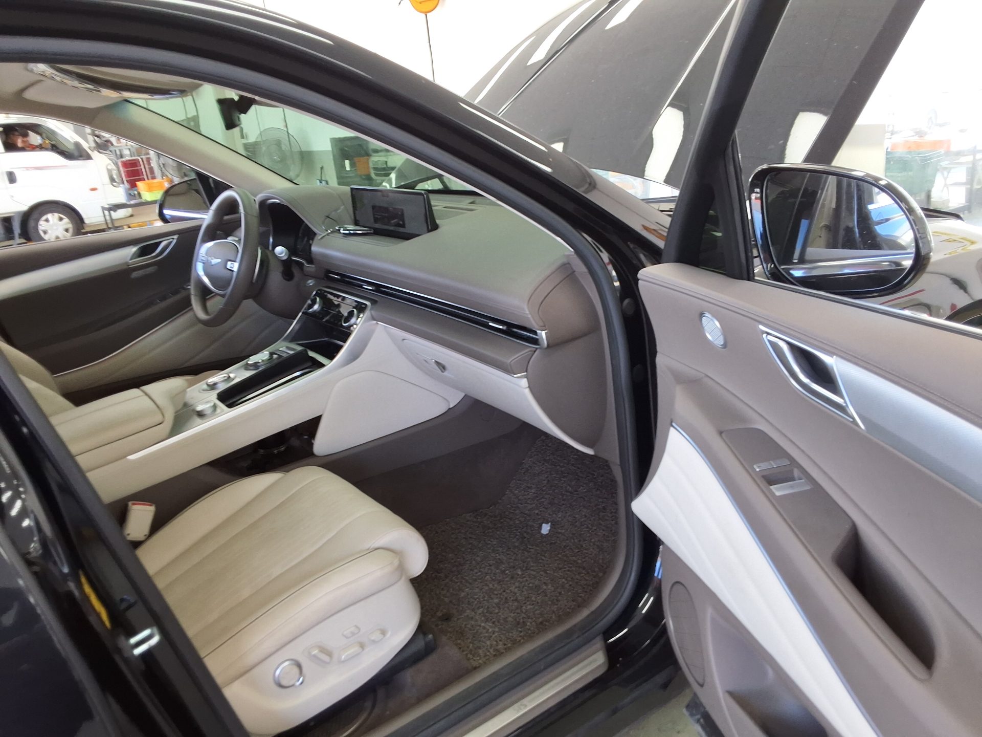 GENESIS GV80 3.5 GASOLINE AWD BASE MODEL 2023 - zdjęcie 15