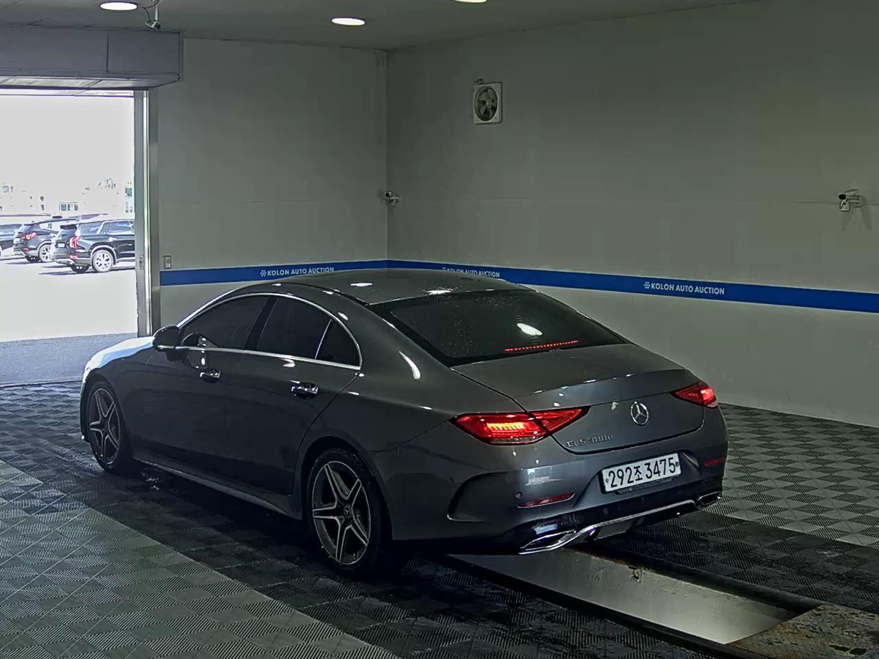 MERCEDES-BENZ CLS-CLASS (3RD GEN) CLS 300d AMG LINE 2019 - zdjęcie 6