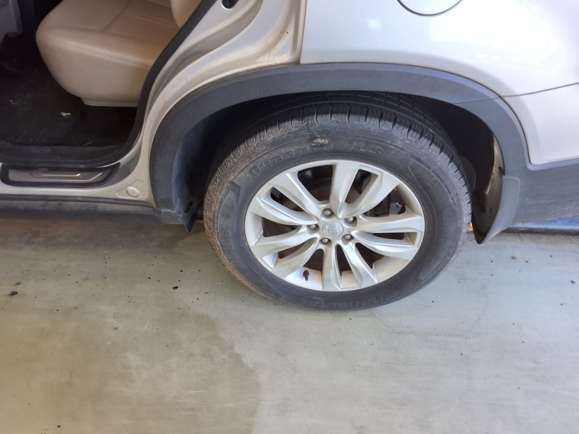 KIA SORENTO R DIESEL 2.2 4WD TLX LUXURY MODEL 2010 - zdjęcie 27