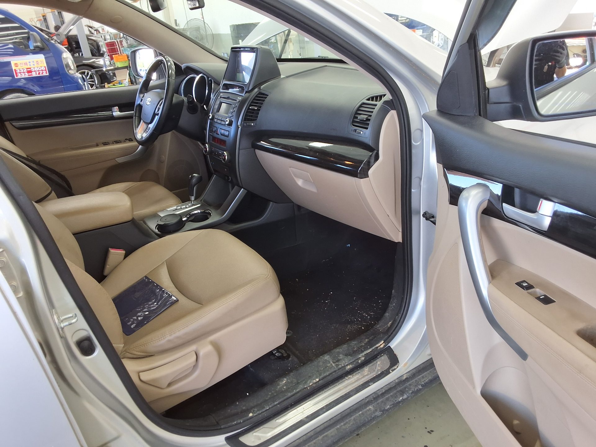 KIA SORENTO R DIESEL 2.2 4WD TLX LUXURY MODEL 2010 - zdjęcie 15