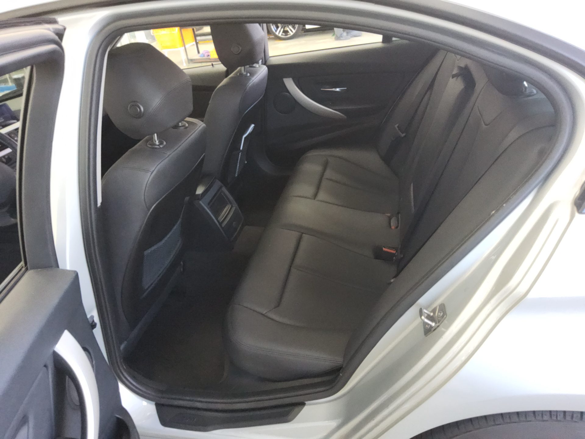 BMW 3 SERIES (6TH GEN) 320d ED EDITION 2014 - zdjęcie 12