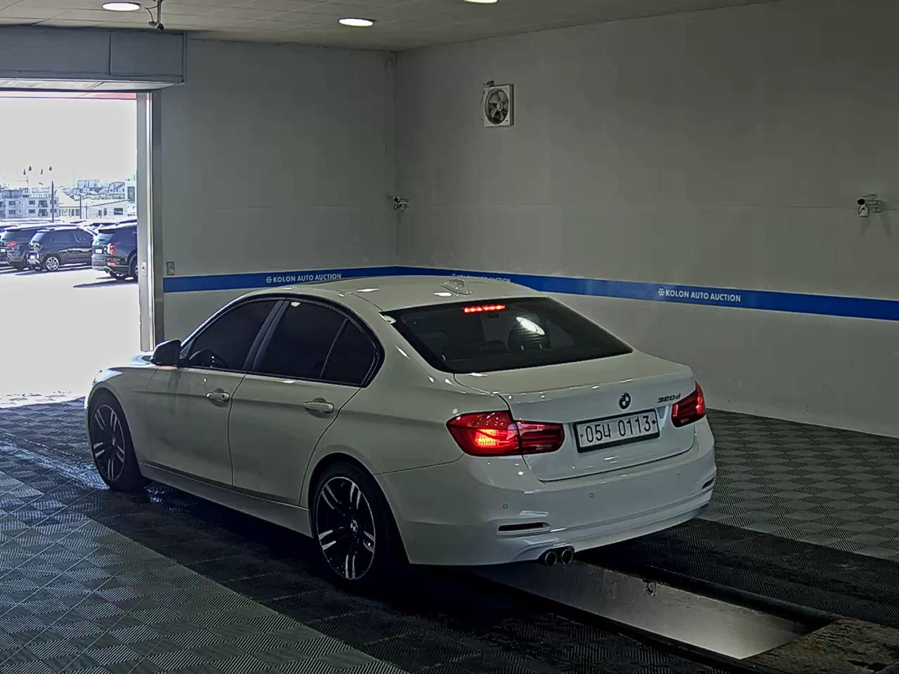 BMW 3 SERIES (6TH GEN) 320d ED EDITION 2016 - zdjęcie 6