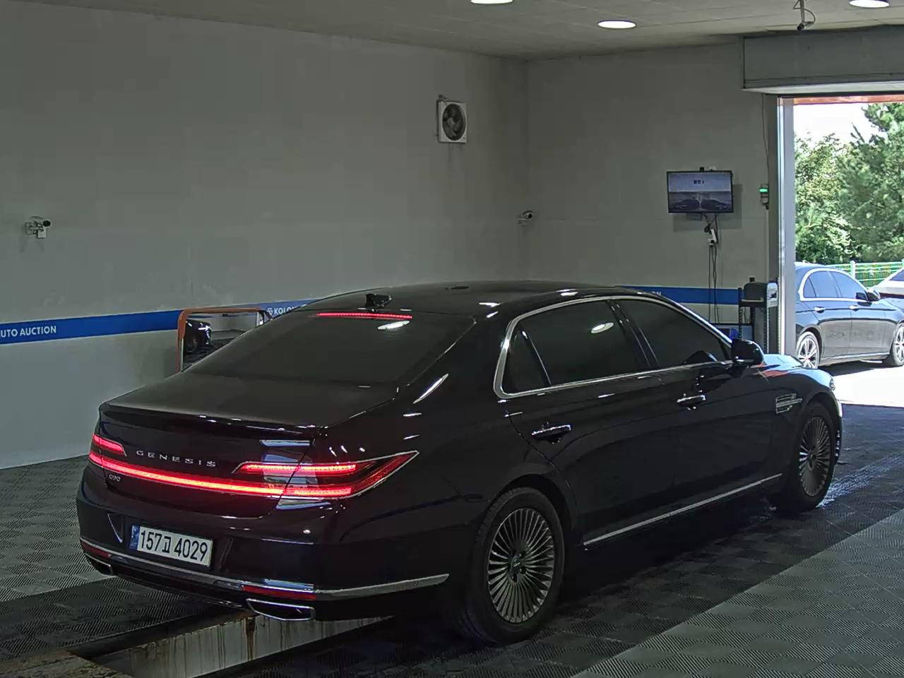 GENESIS G90 3.8 LUXURY 2021 - zdjęcie 5