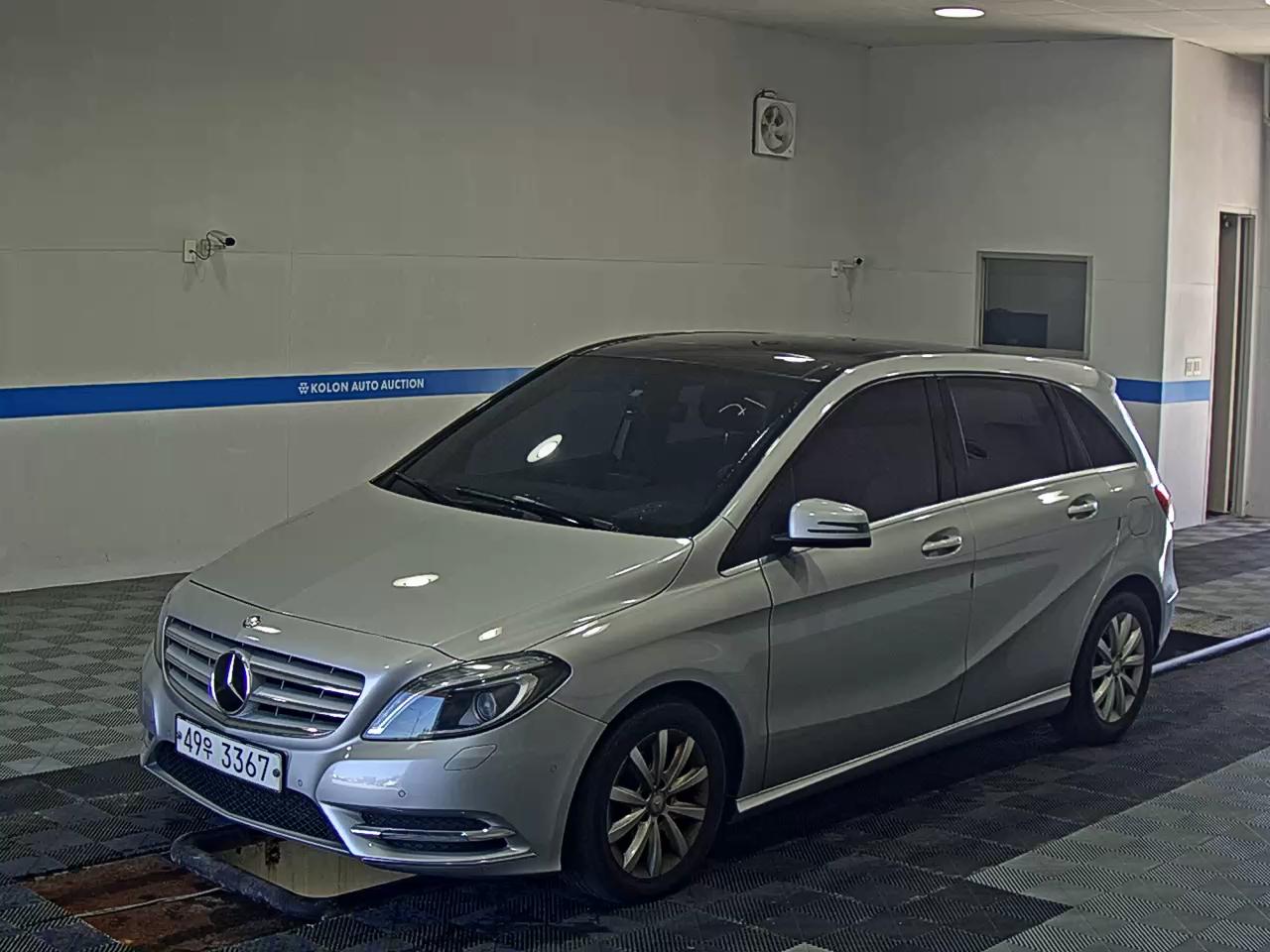 MERCEDES-BENZ B-CLASS (2ND GEN) B200 CDI BLUE EFFICIENCY 2015 - zdjęcie 2