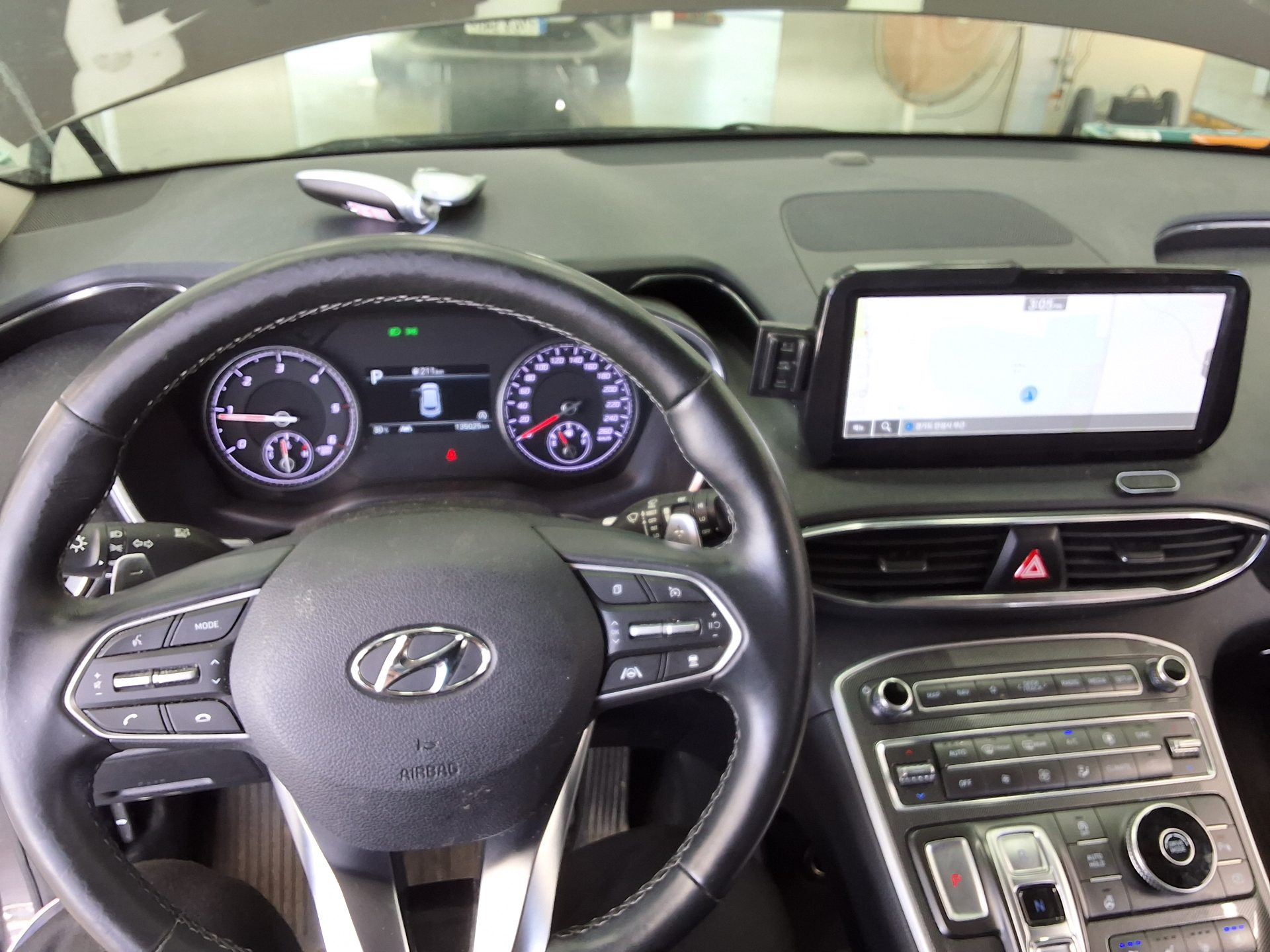 HYUNDAI THE NEW SANTA FE DIESEL 2.2 2WD PREMIUM CHOICE 2021 - zdjęcie 18