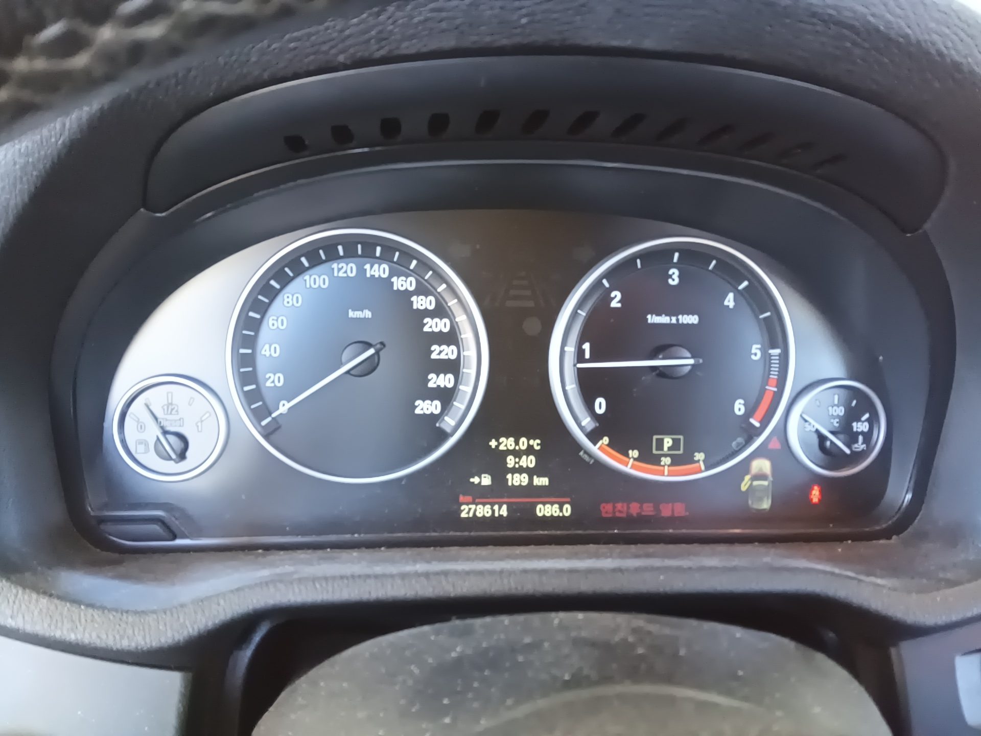 BMW X3 (2ND GEN) 20d xDRIVE HIGH 2012 - zdjęcie 9