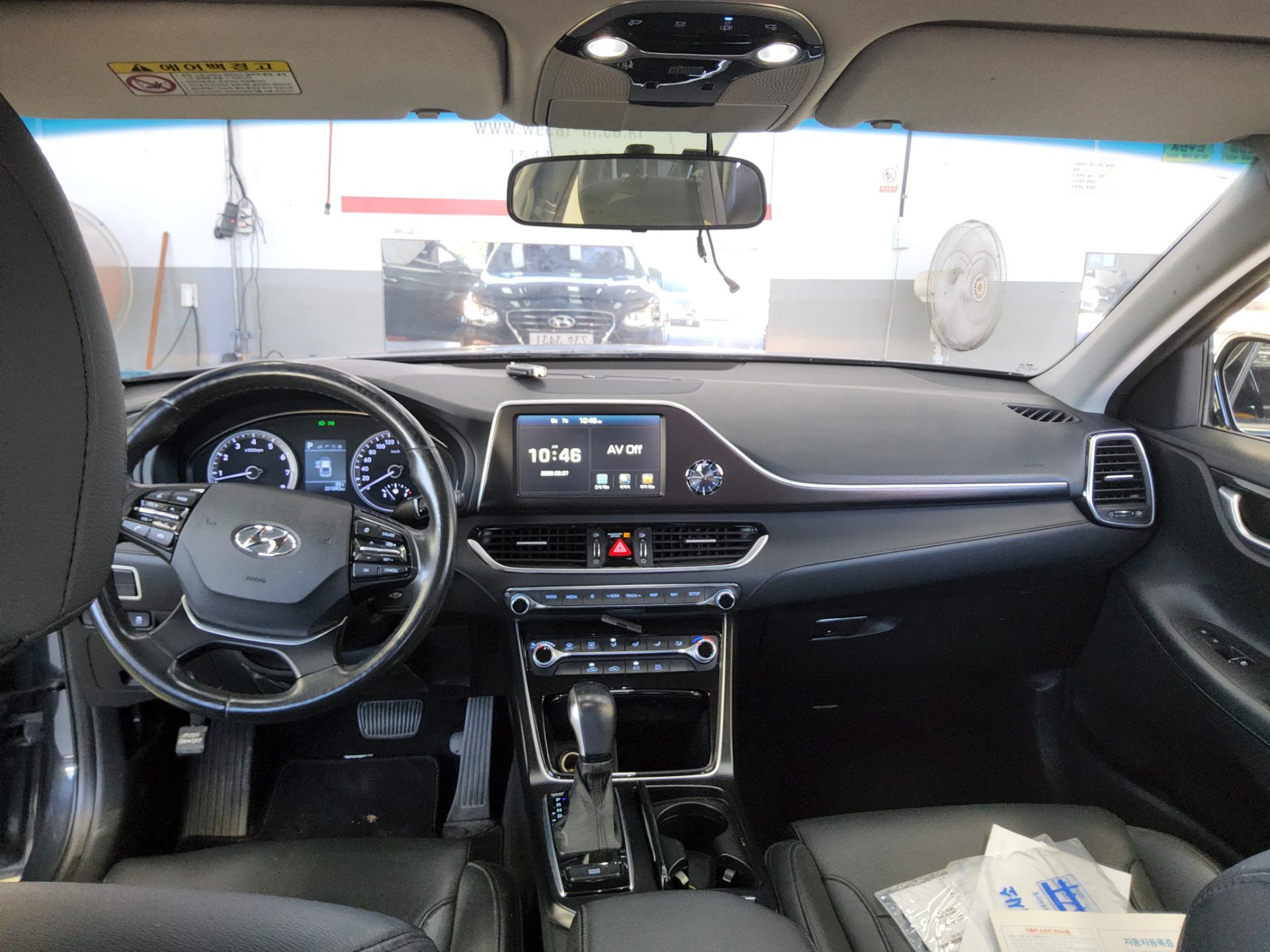 HYUNDAI GRANDEUR IG 3.0 LPi RENTAL CAR MODERN BASIC 2019 - zdjęcie 11