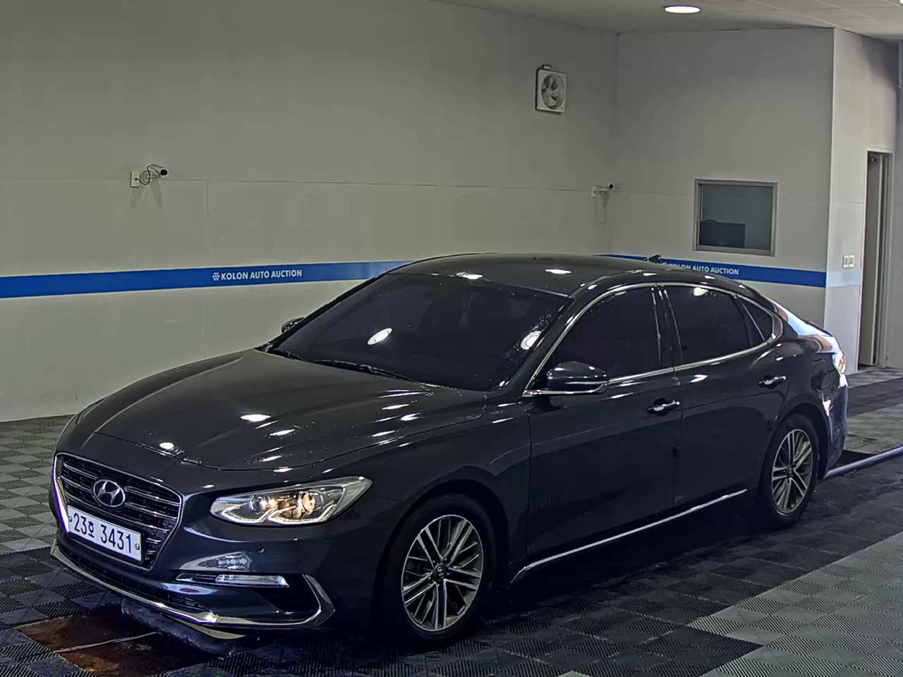 HYUNDAI GRANDEUR IG 3.0 LPi RENTAL CAR MODERN BASIC 2019 - zdjęcie 2