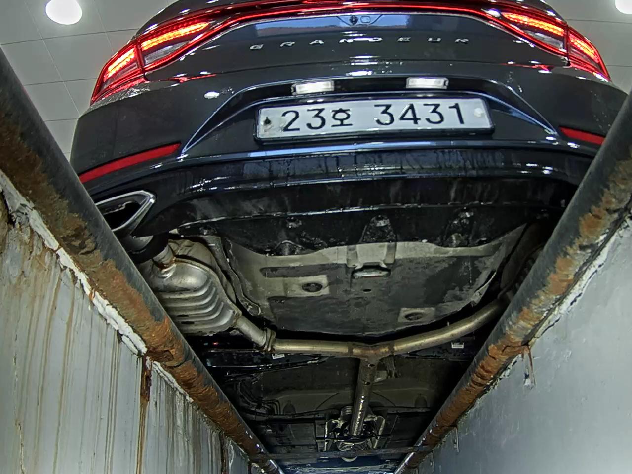 HYUNDAI GRANDEUR IG 3.0 LPi RENTAL CAR MODERN BASIC 2019 - zdjęcie 8