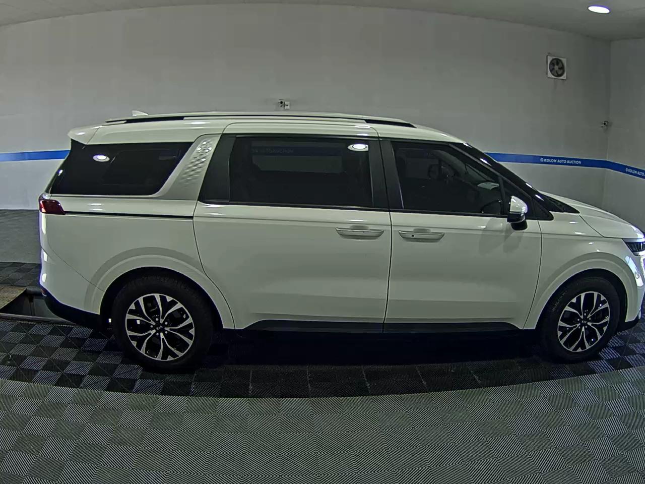 KIA NEW CARNIVAL (KA4) 9-SEATER DIESEL PRESTIGE 2021 - zdjęcie 4