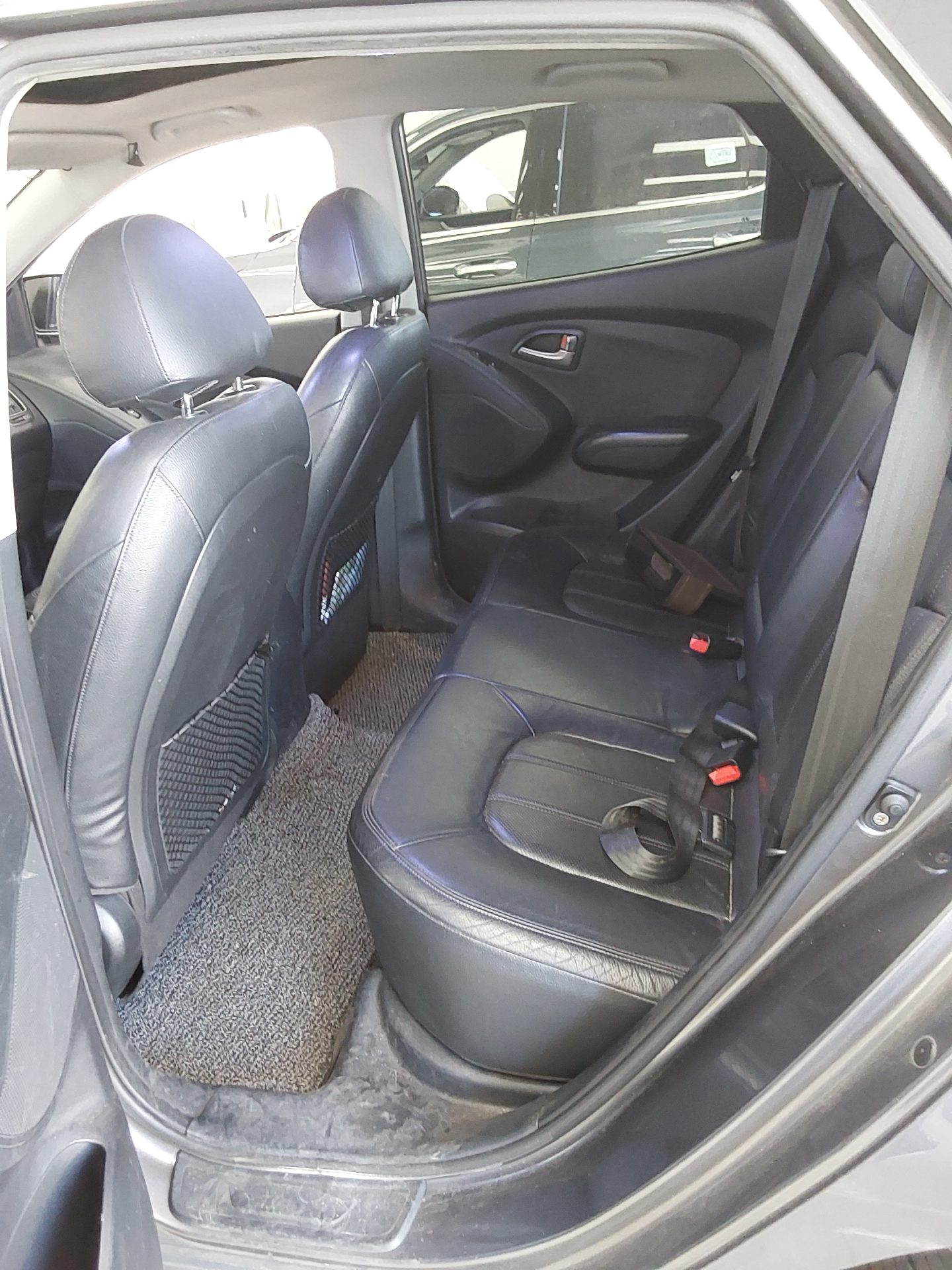 HYUNDAI TUCSON ix DIESEL R20 2WD LX20 PREMIER 2010 - zdjęcie 12